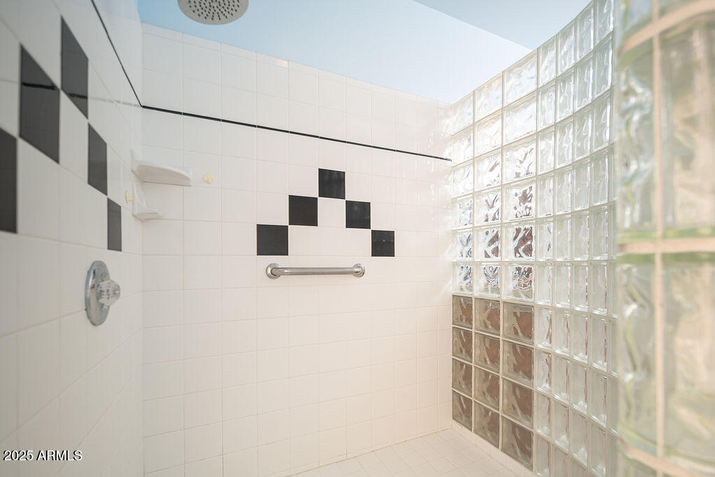 6525 E RANCHO DEL ORO Drive