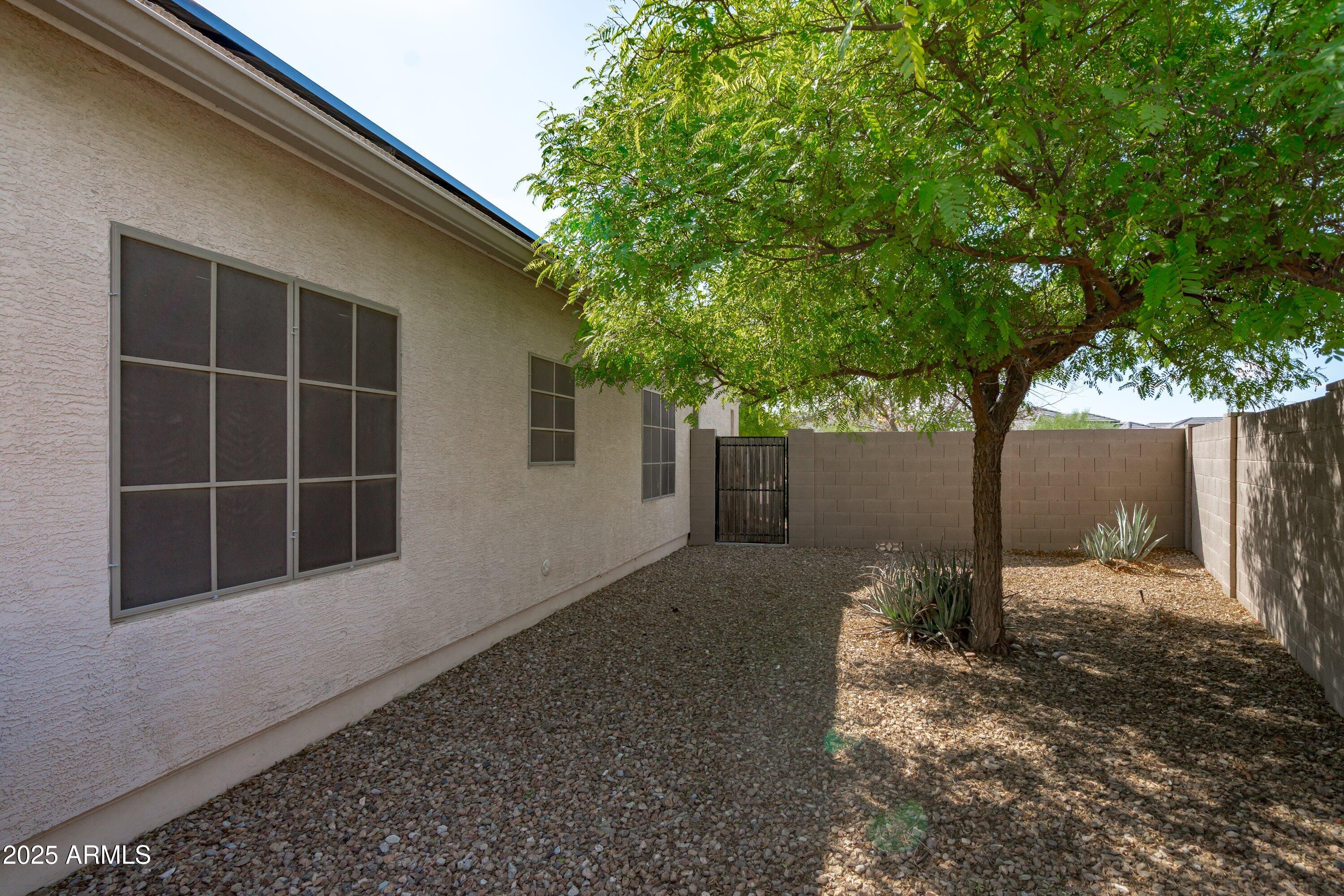 9630 E HAY LOFT Drive