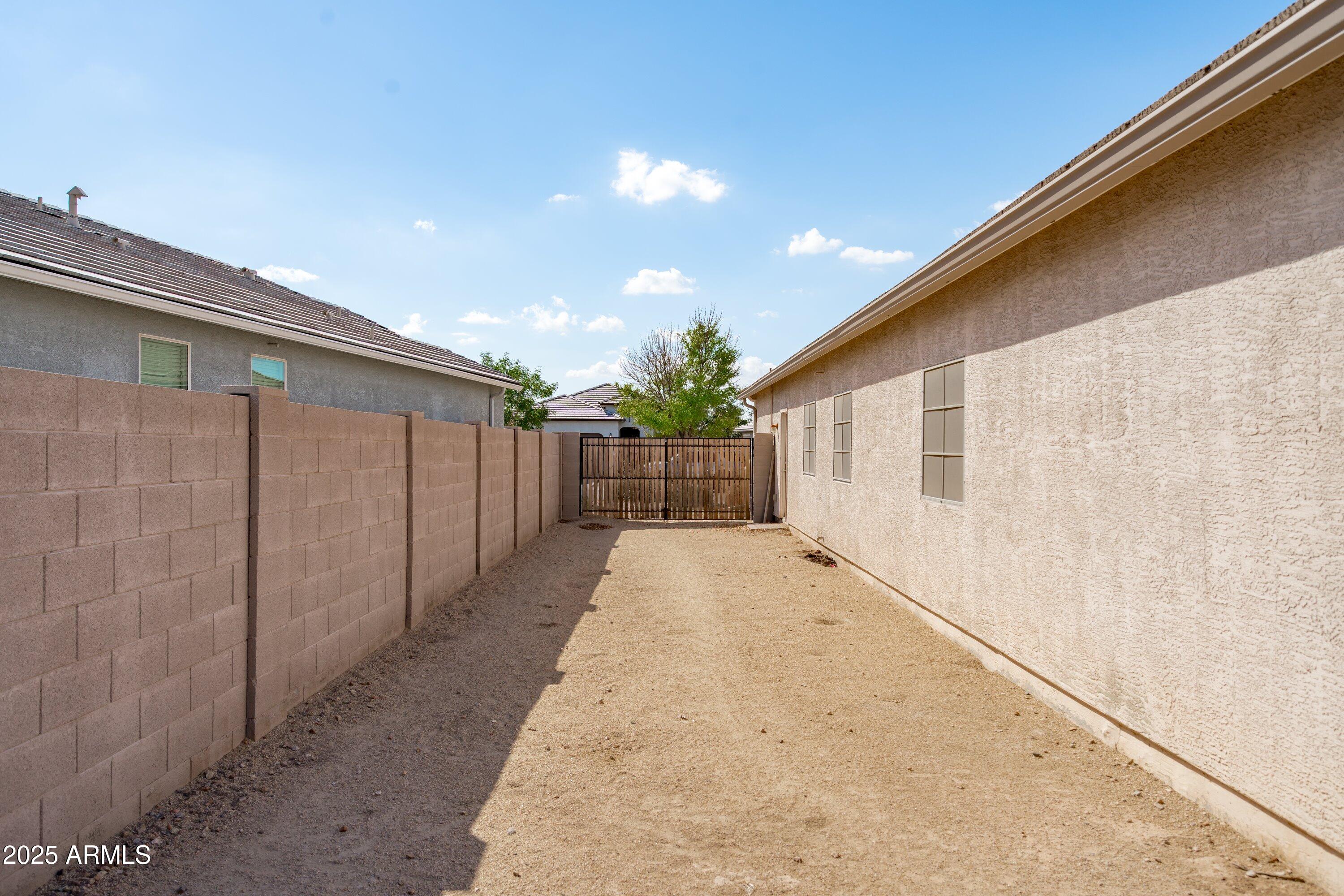 9630 E HAY LOFT Drive