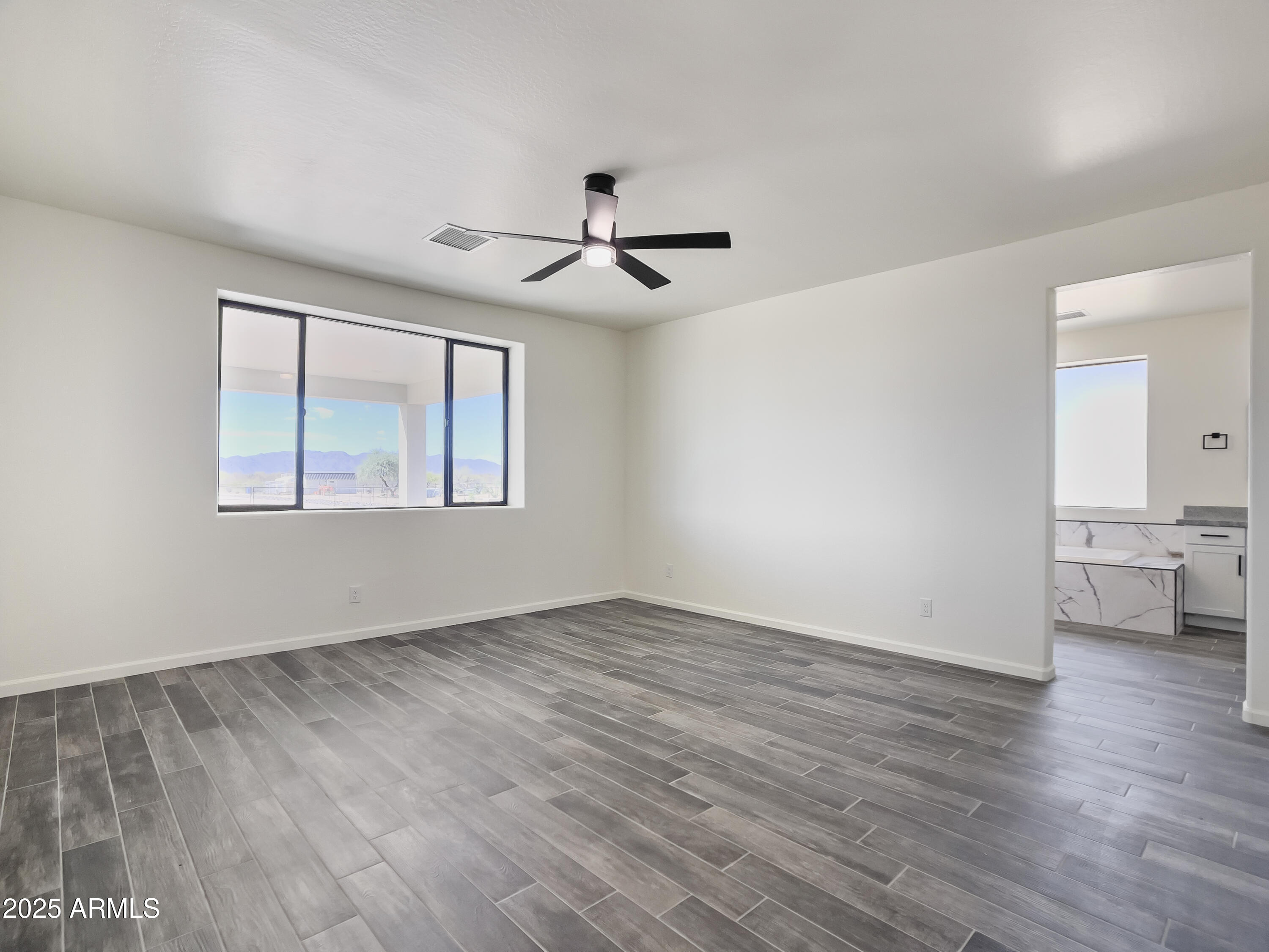 20111 W SAGUARO VISTA Drive