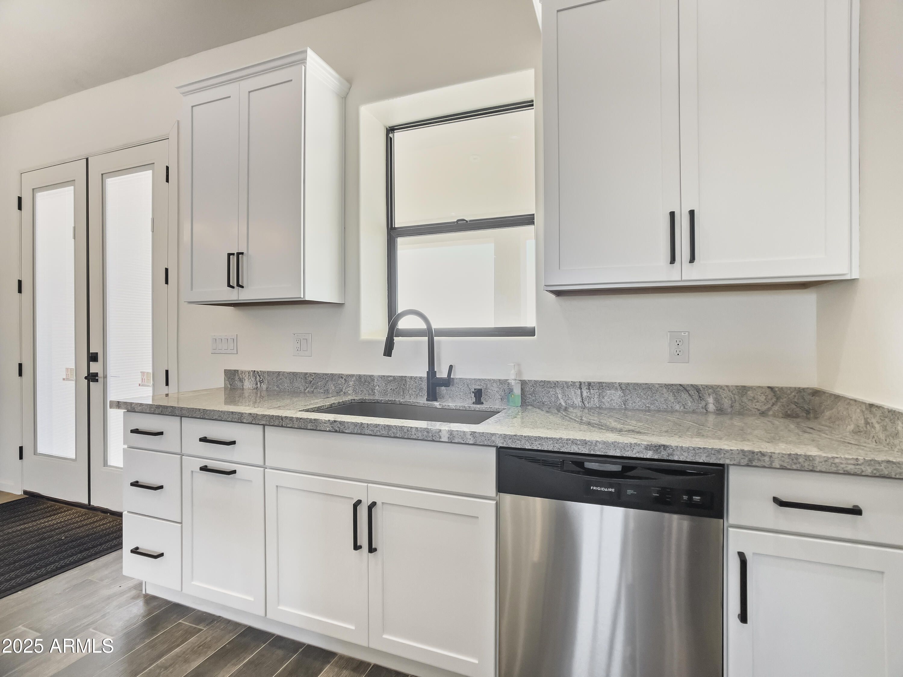 20111 W SAGUARO VISTA Drive