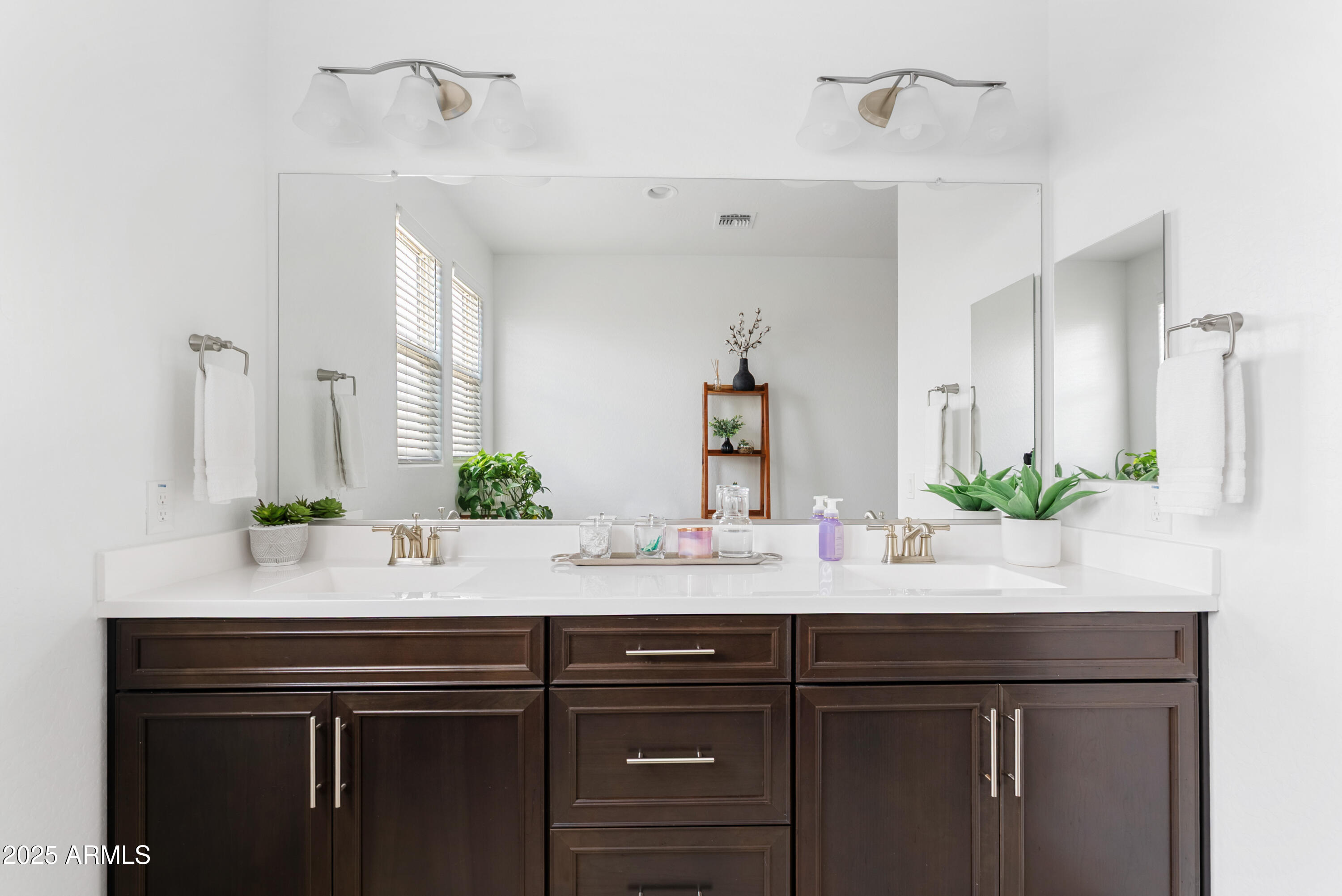 25813 S 226TH Street