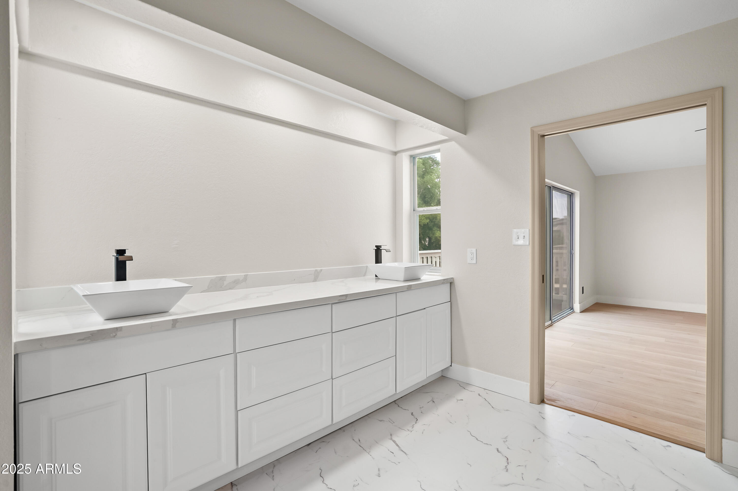 4018 W AVENIDA DEL SOL