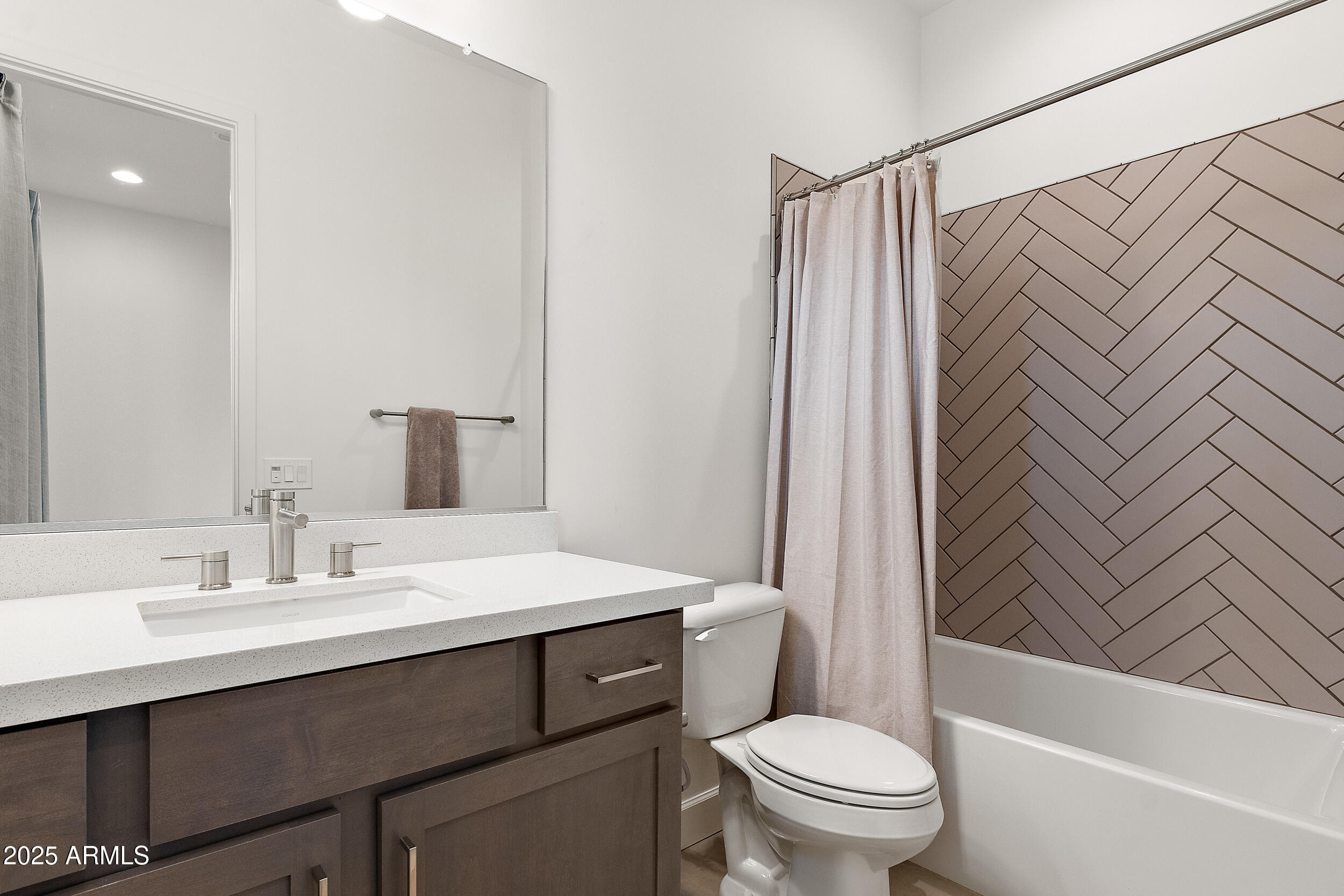 29348 N CLEAR RIDGE Road