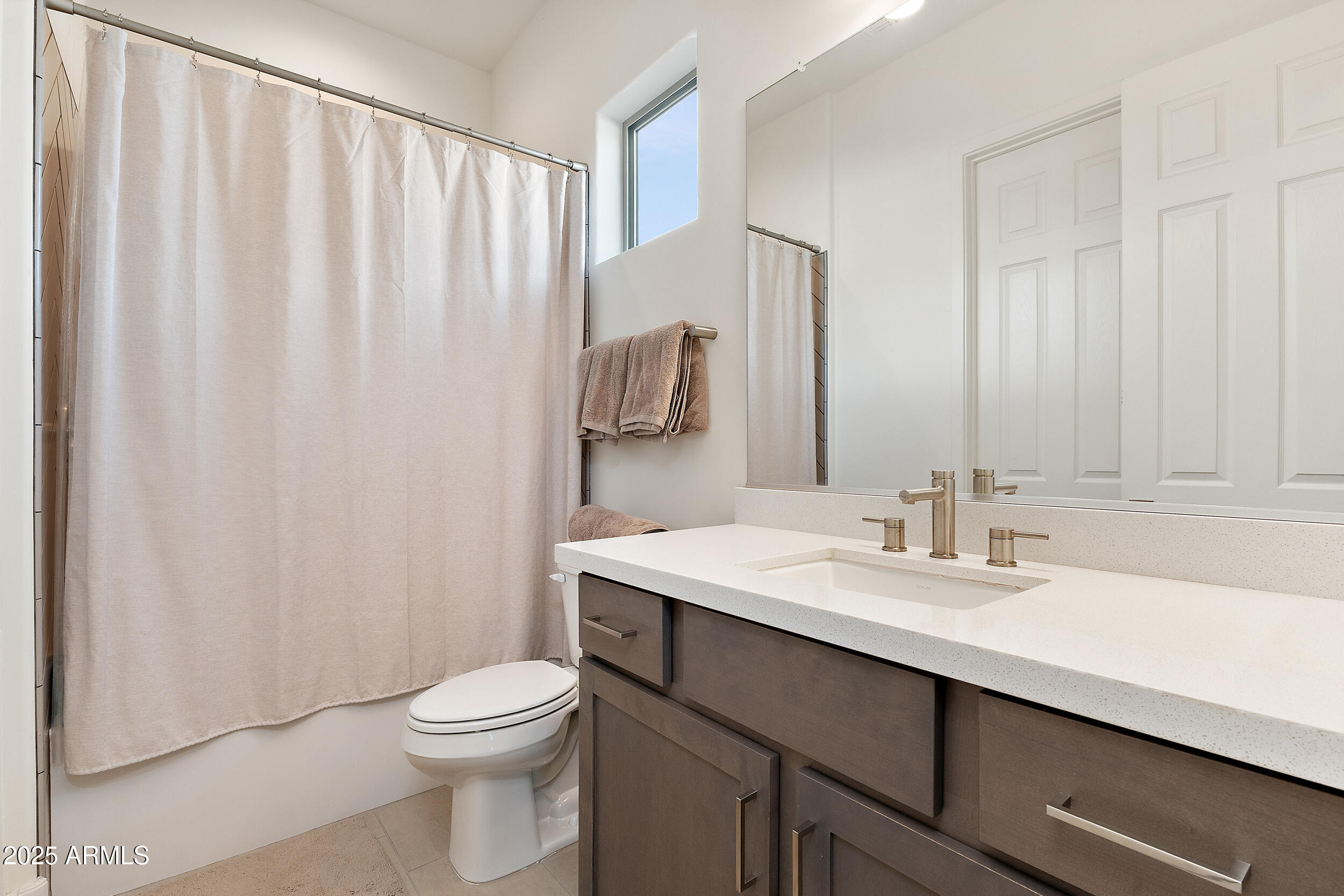 29348 N CLEAR RIDGE Road