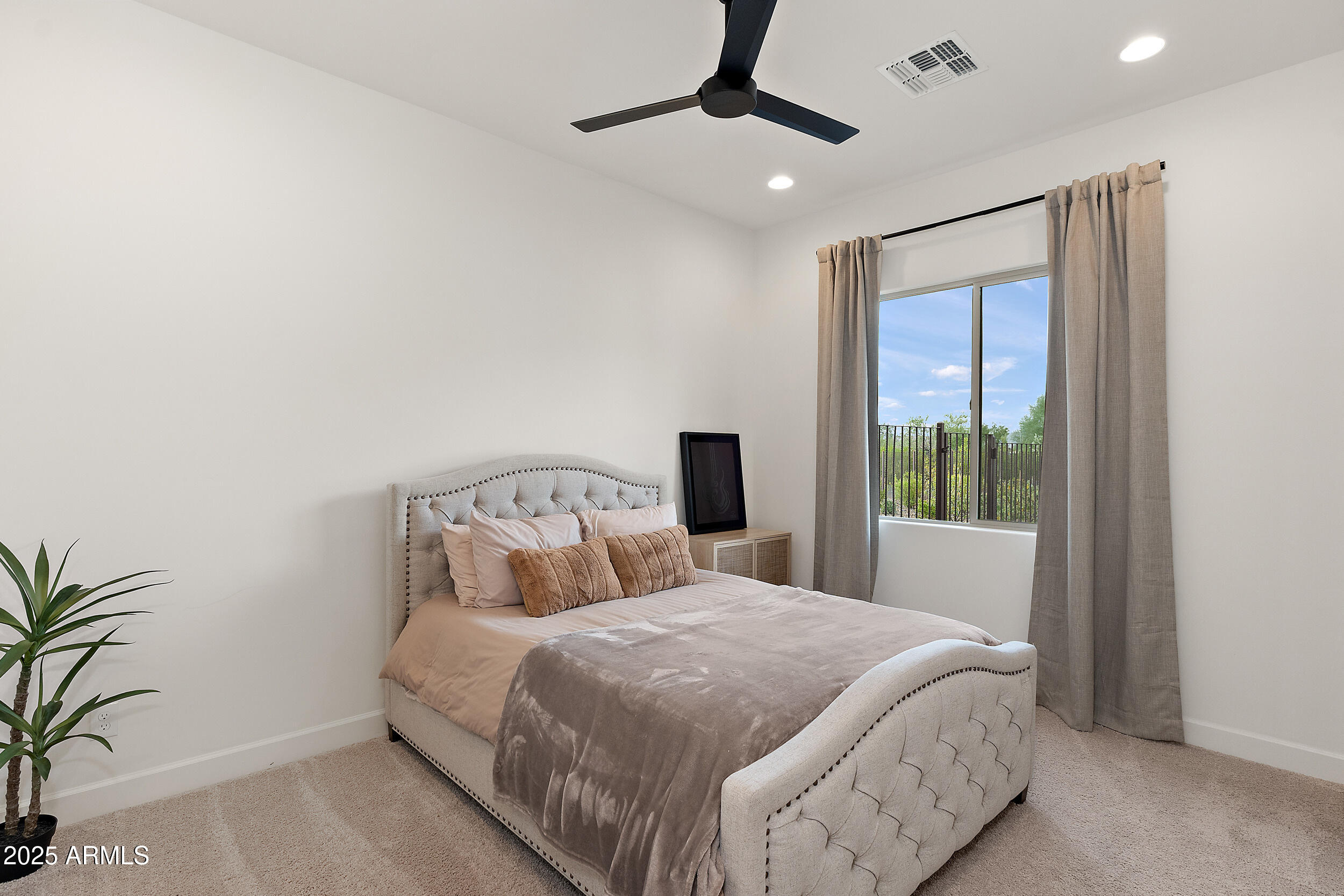 29348 N CLEAR RIDGE Road