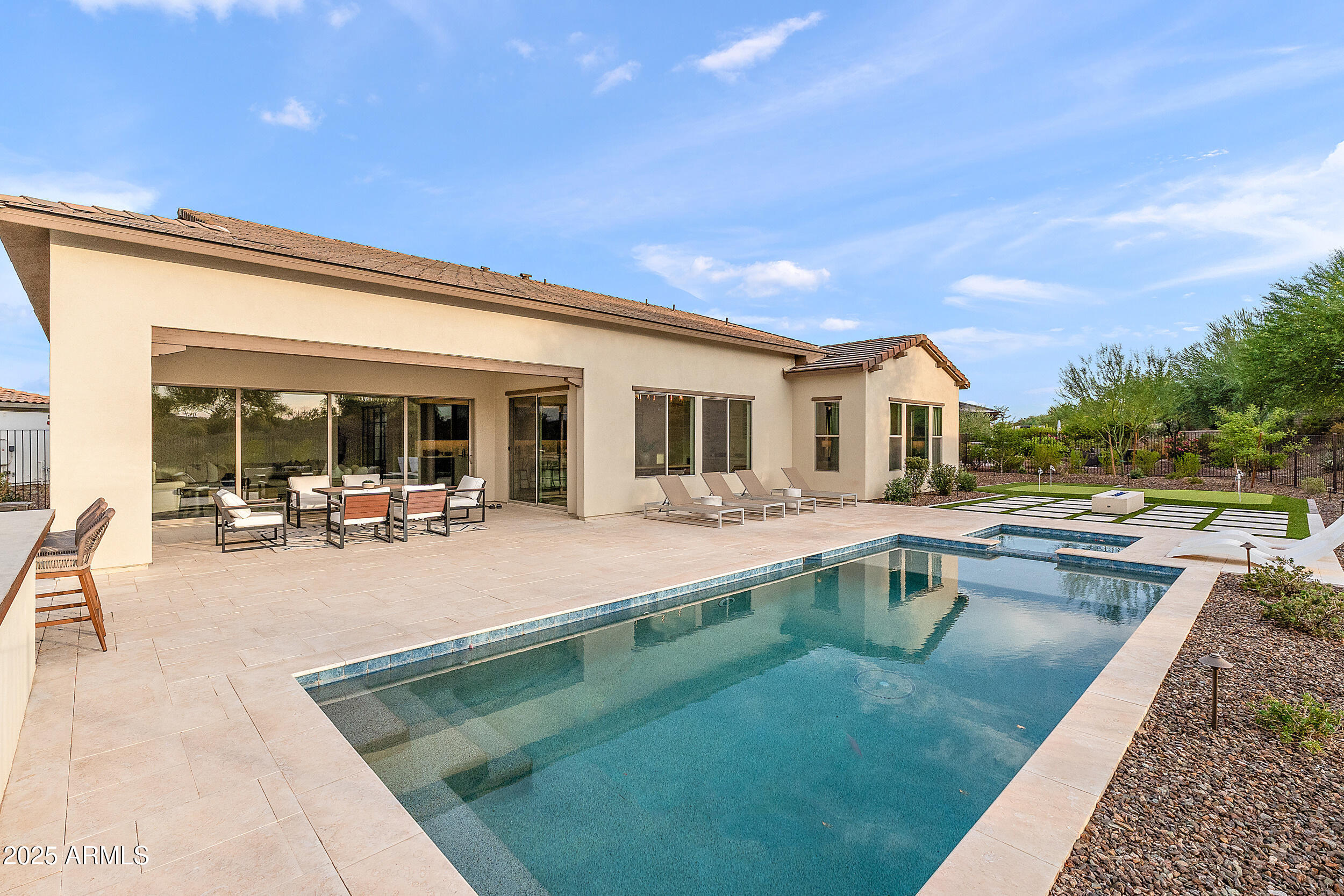 29348 N CLEAR RIDGE Road