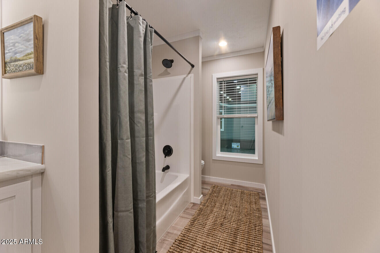 2604 E 9th Sundown Lane