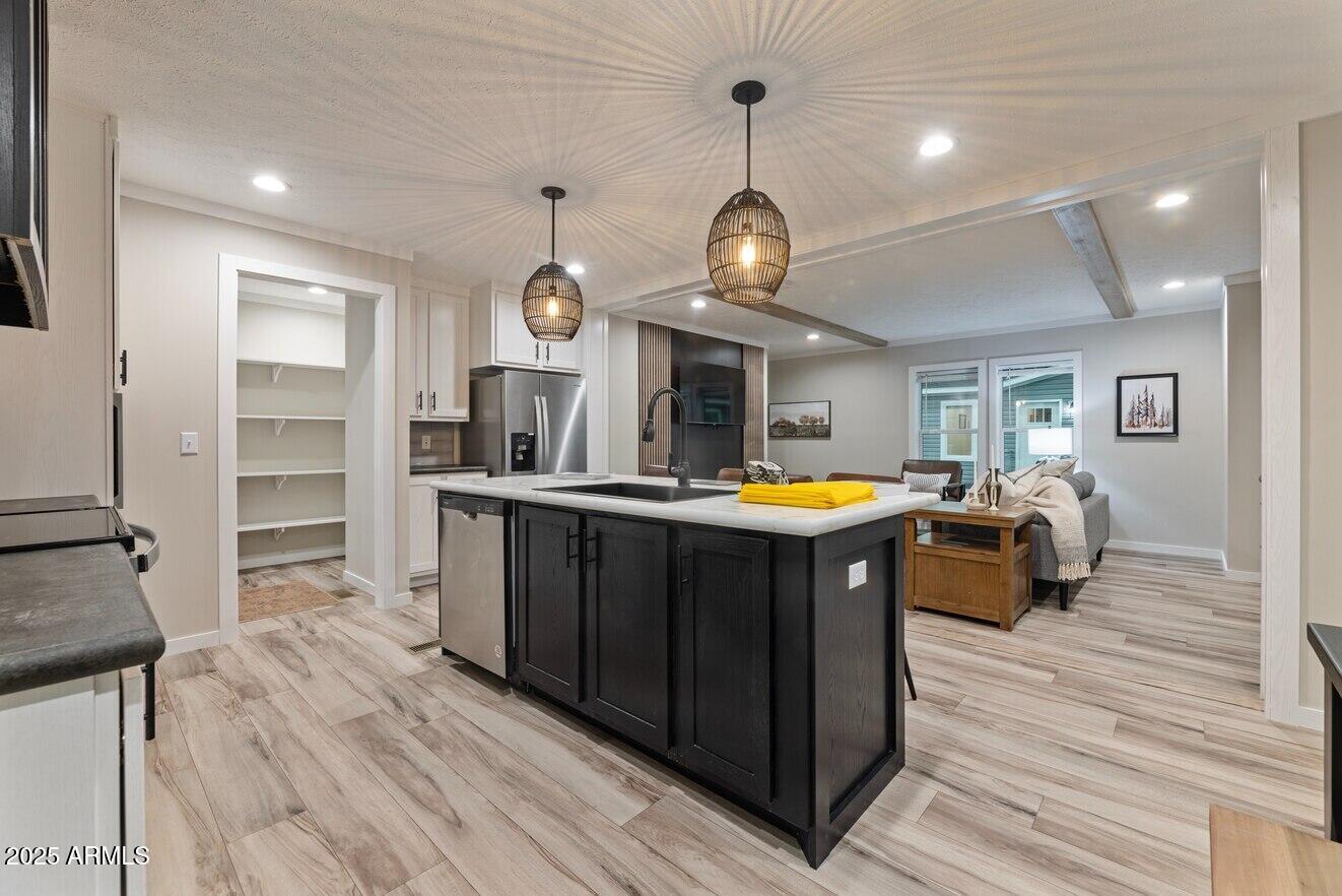 2604 E 9th Sundown Lane