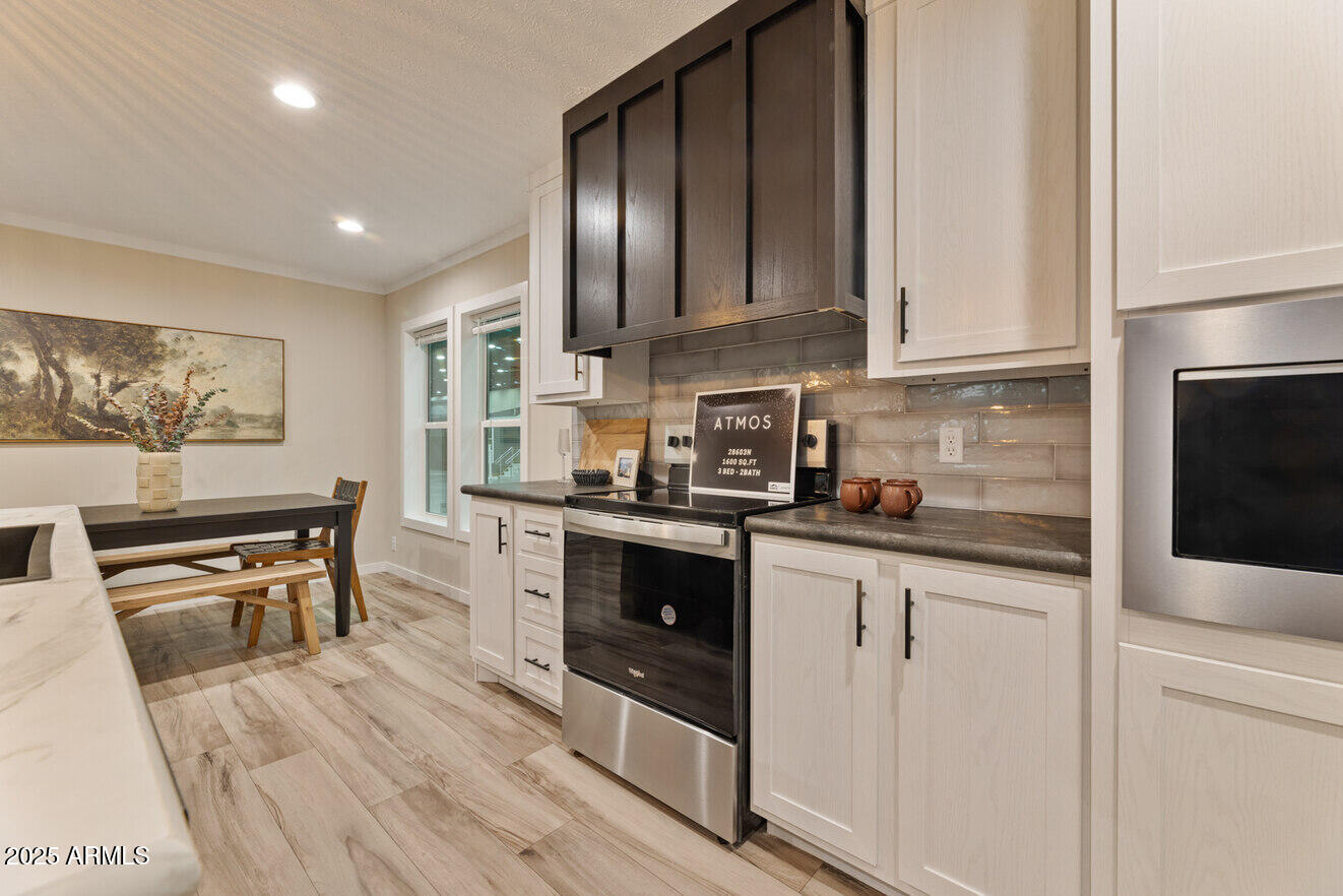 2604 E 9th Sundown Lane