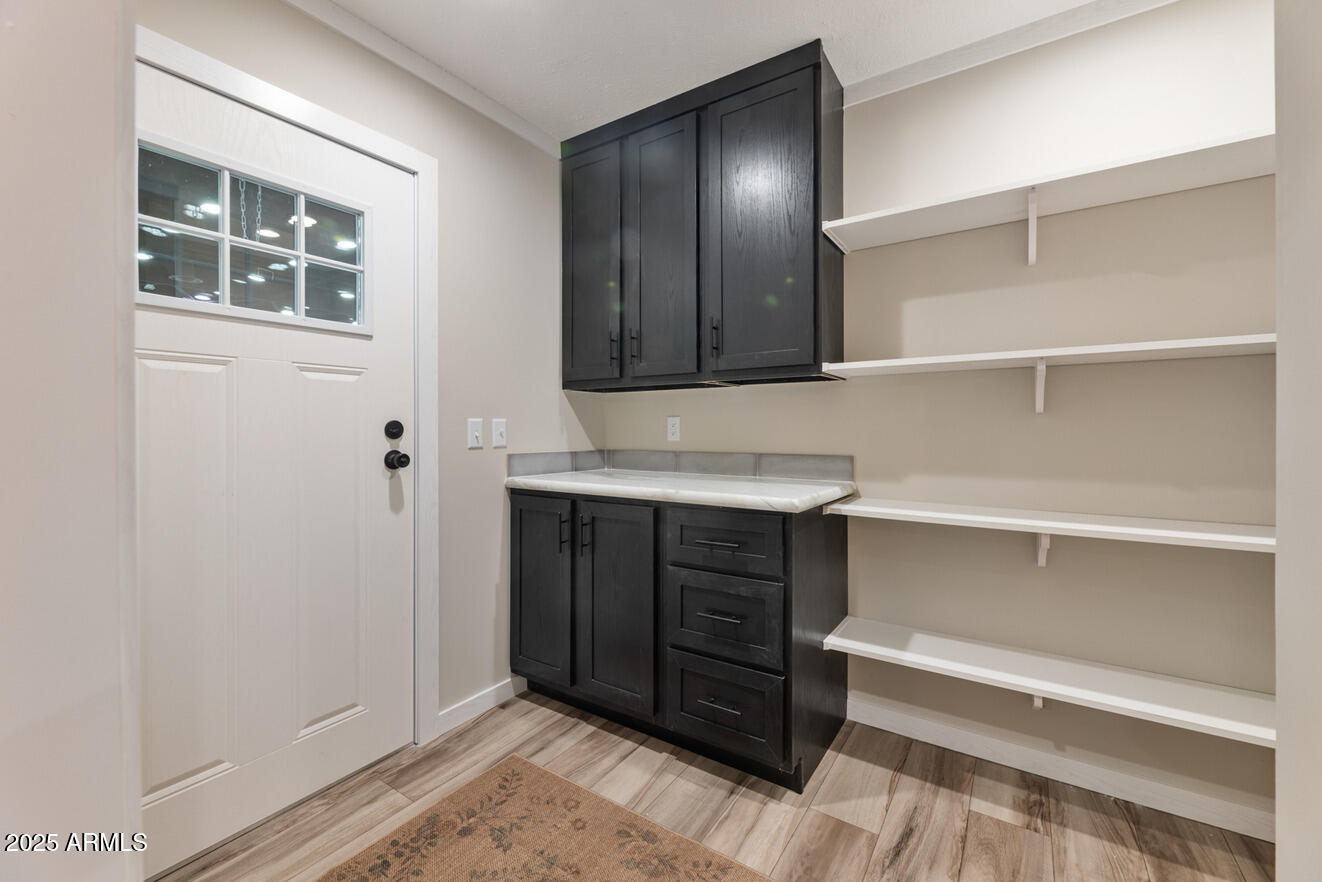 2604 E 9th Sundown Lane