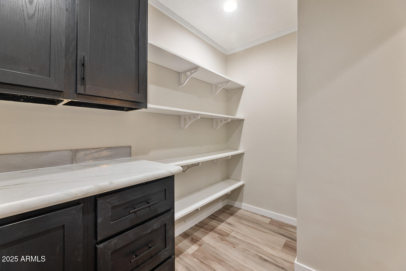 2604 E 9th Sundown Lane