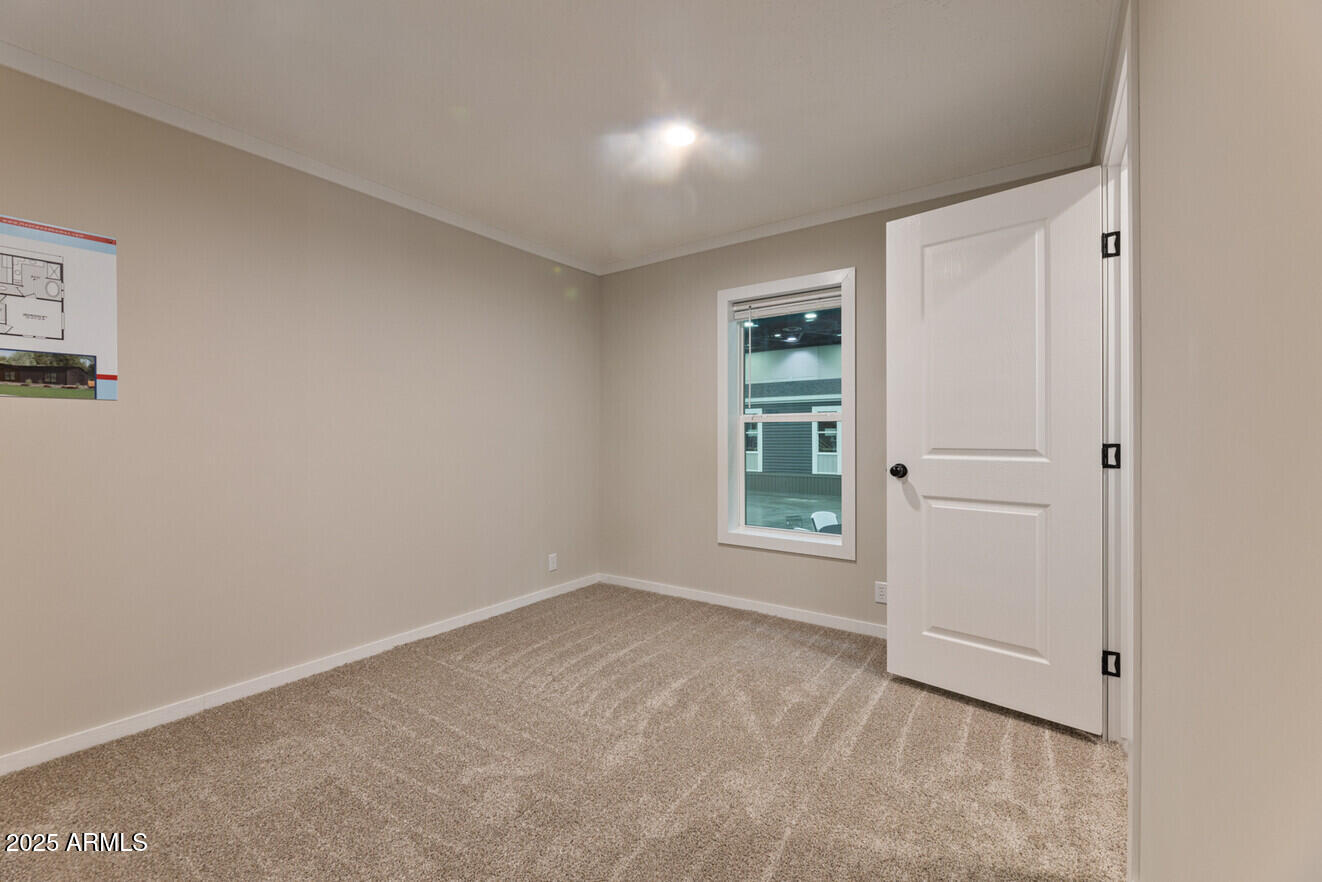 2604 E 9th Sundown Lane