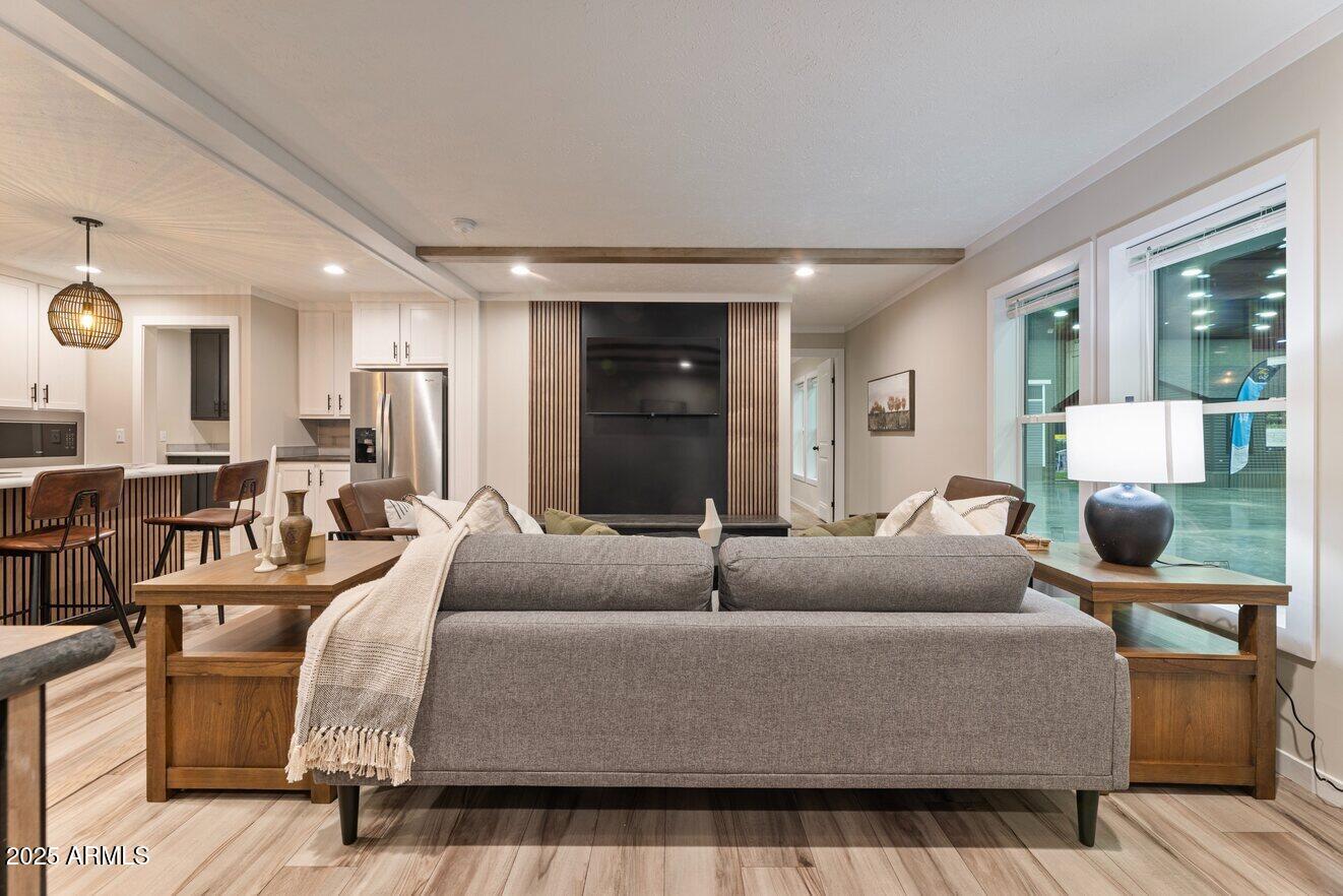 2604 E 9th Sundown Lane