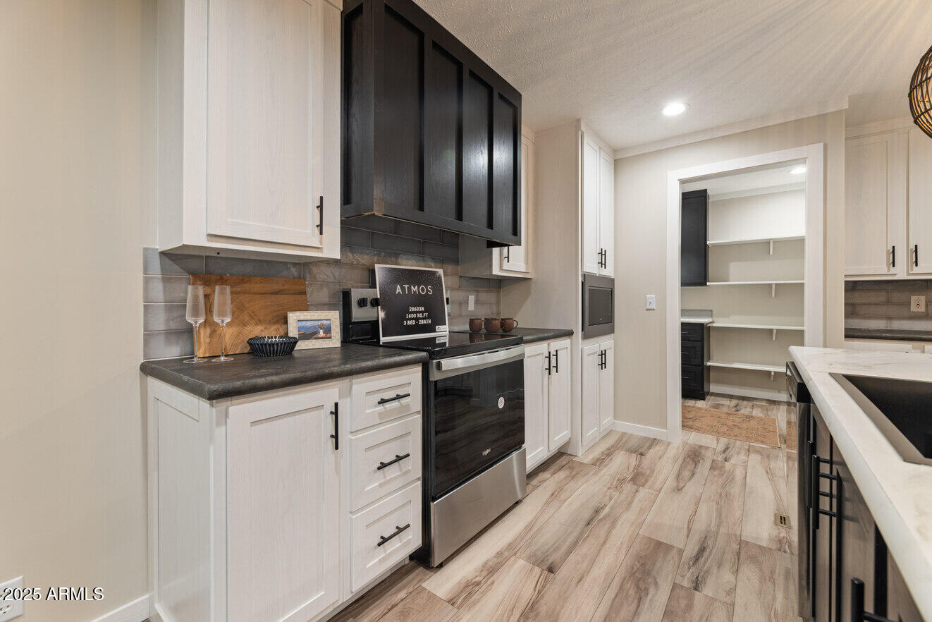 2604 E 9th Sundown Lane