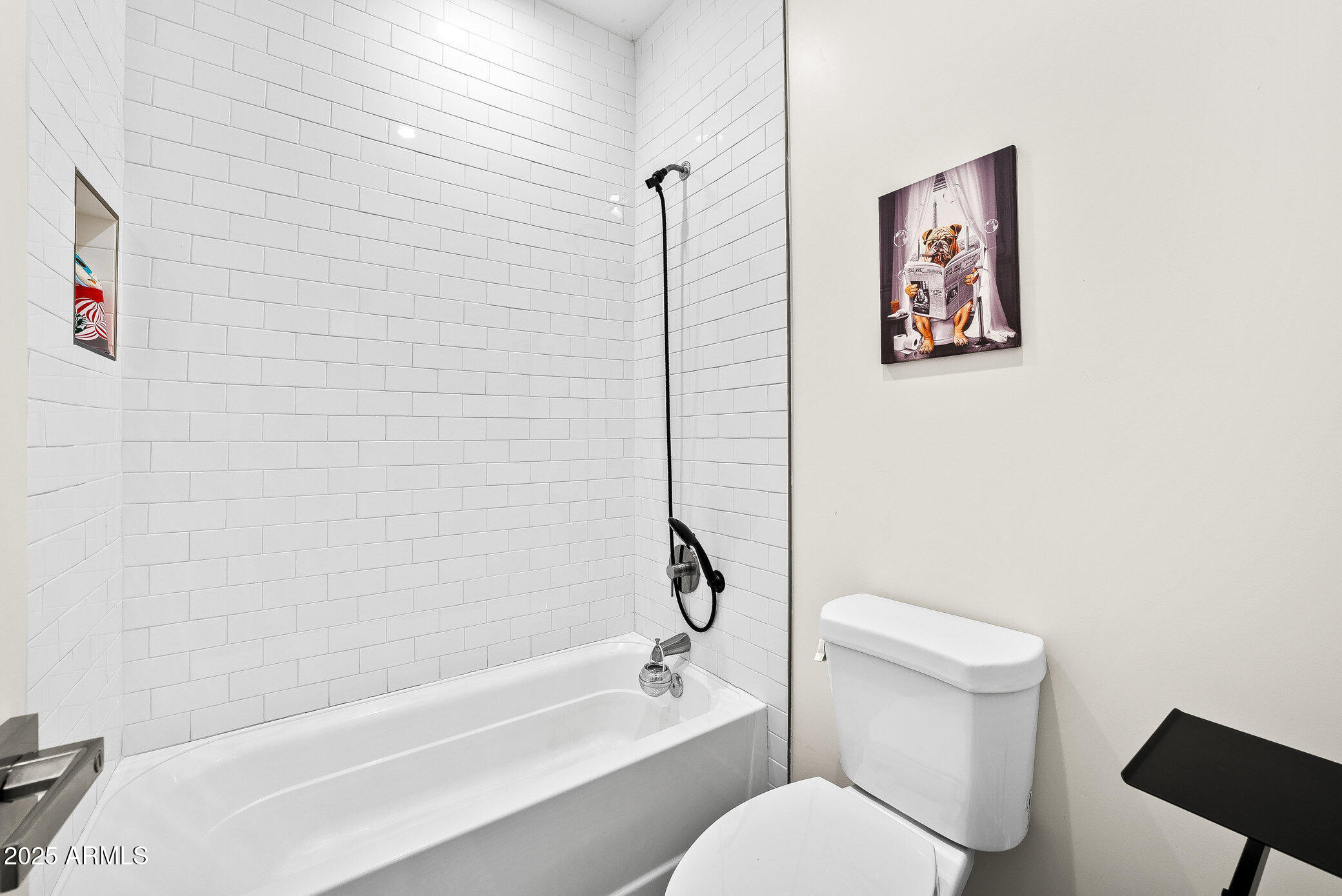 2914 E BLANCHE Drive