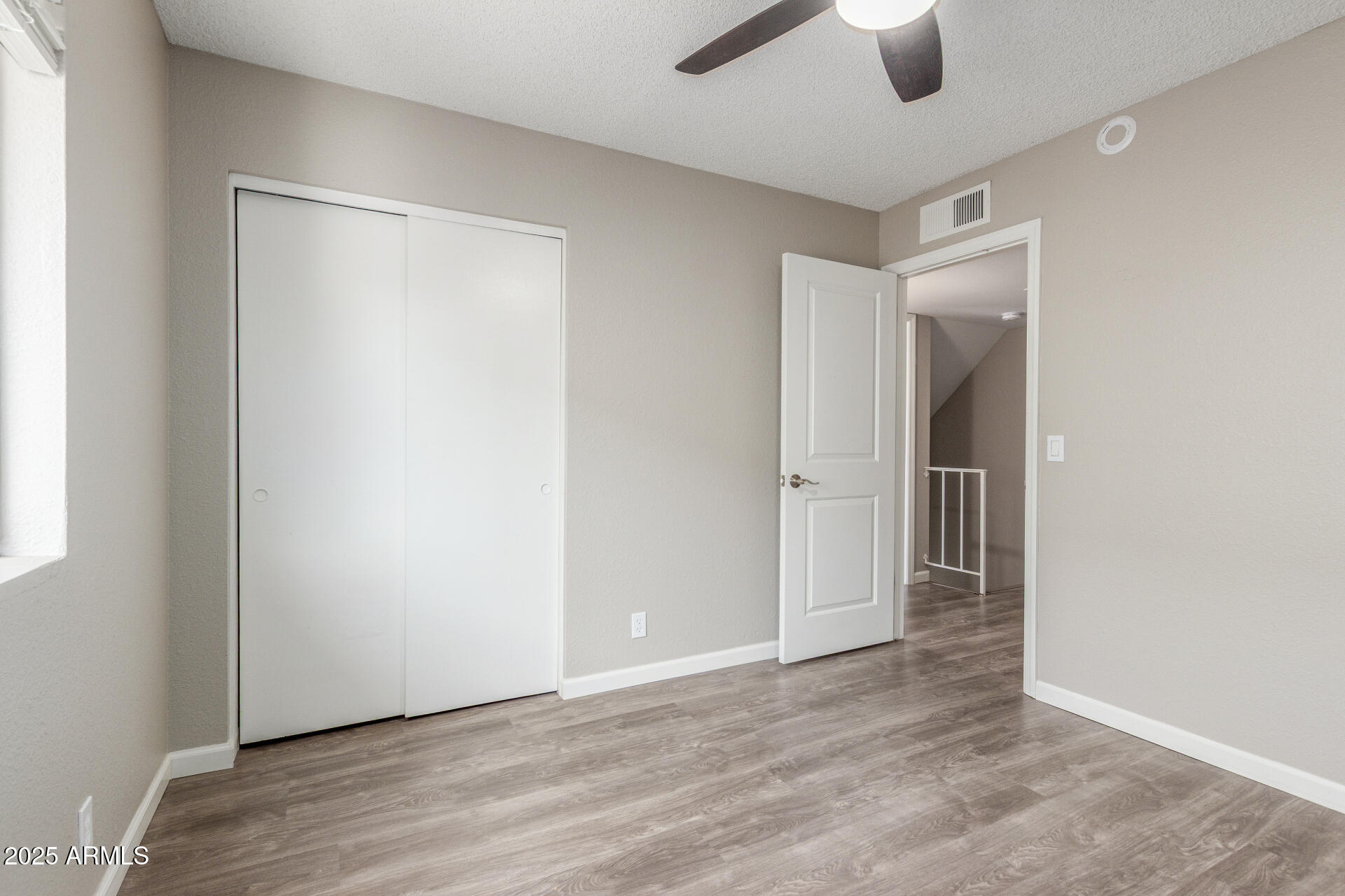 1276 N 84TH Place