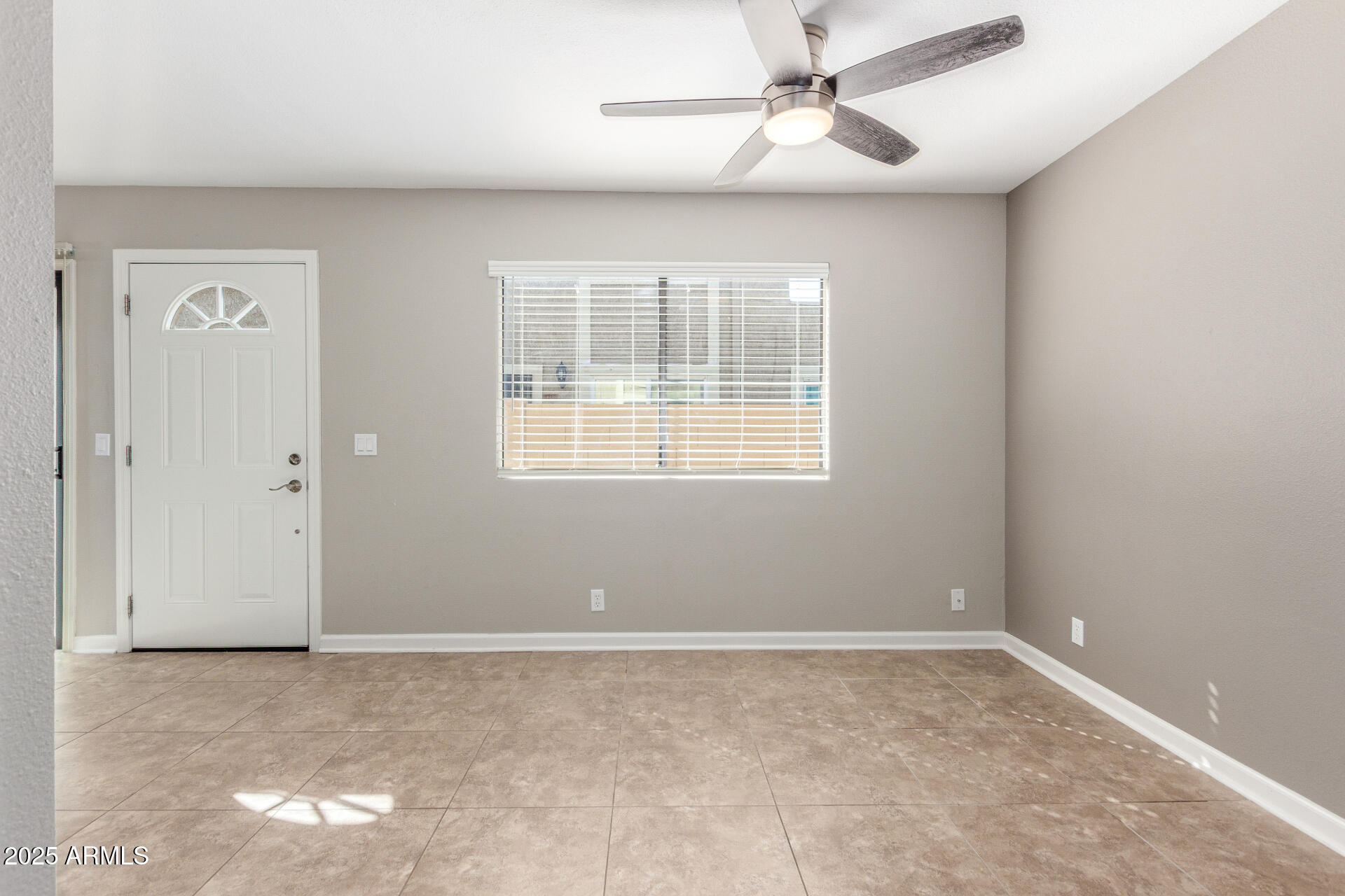 1276 N 84TH Place