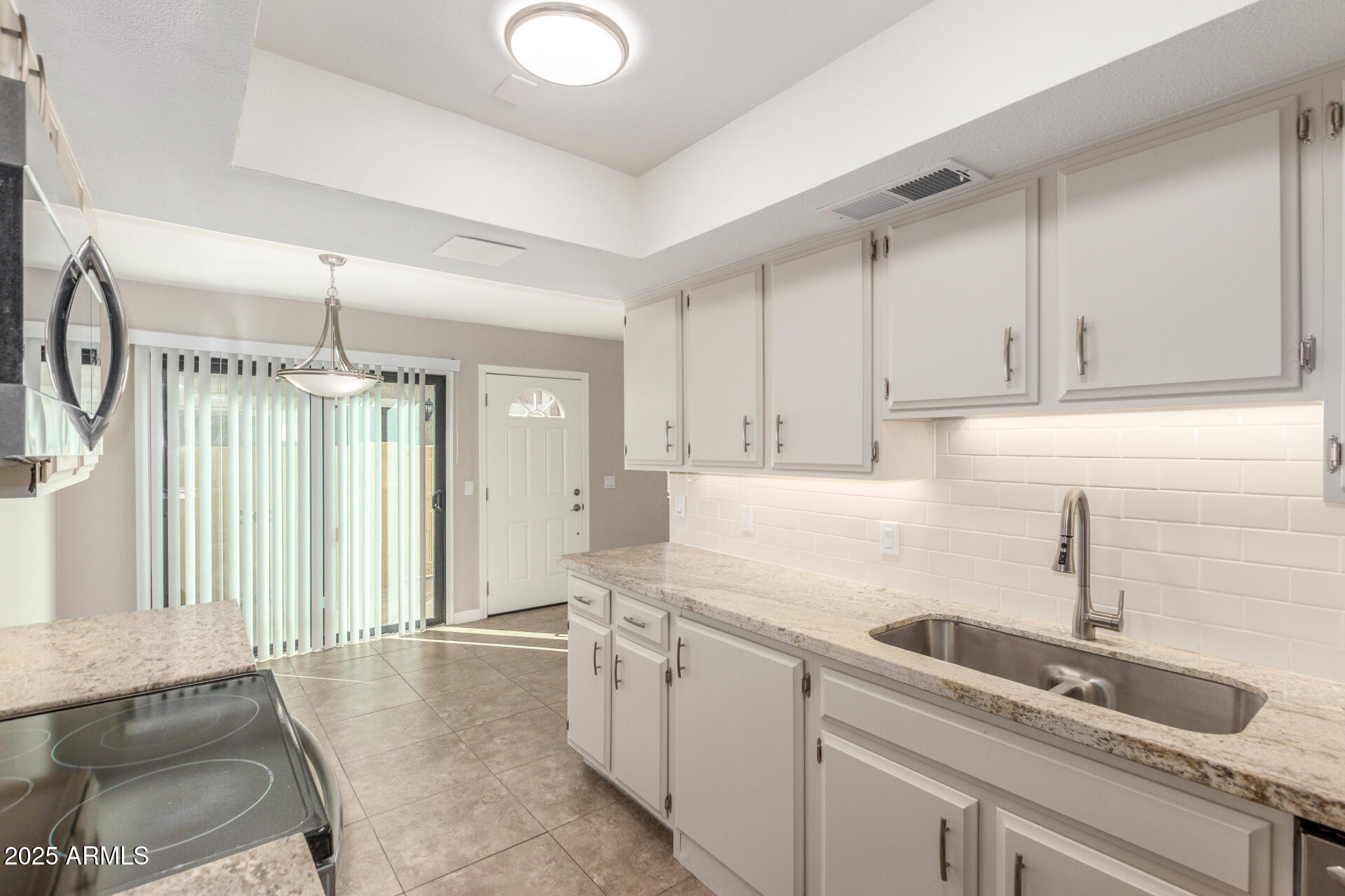 1276 N 84TH Place