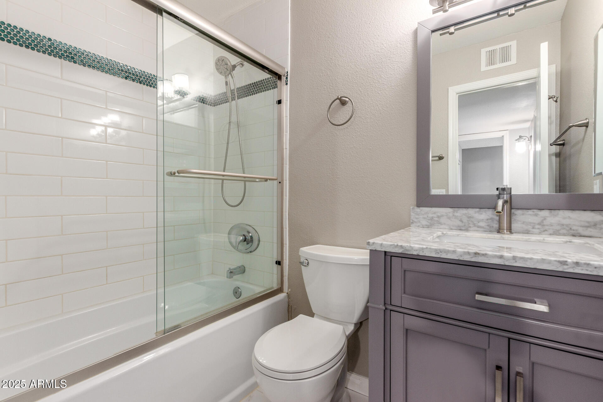 1276 N 84TH Place