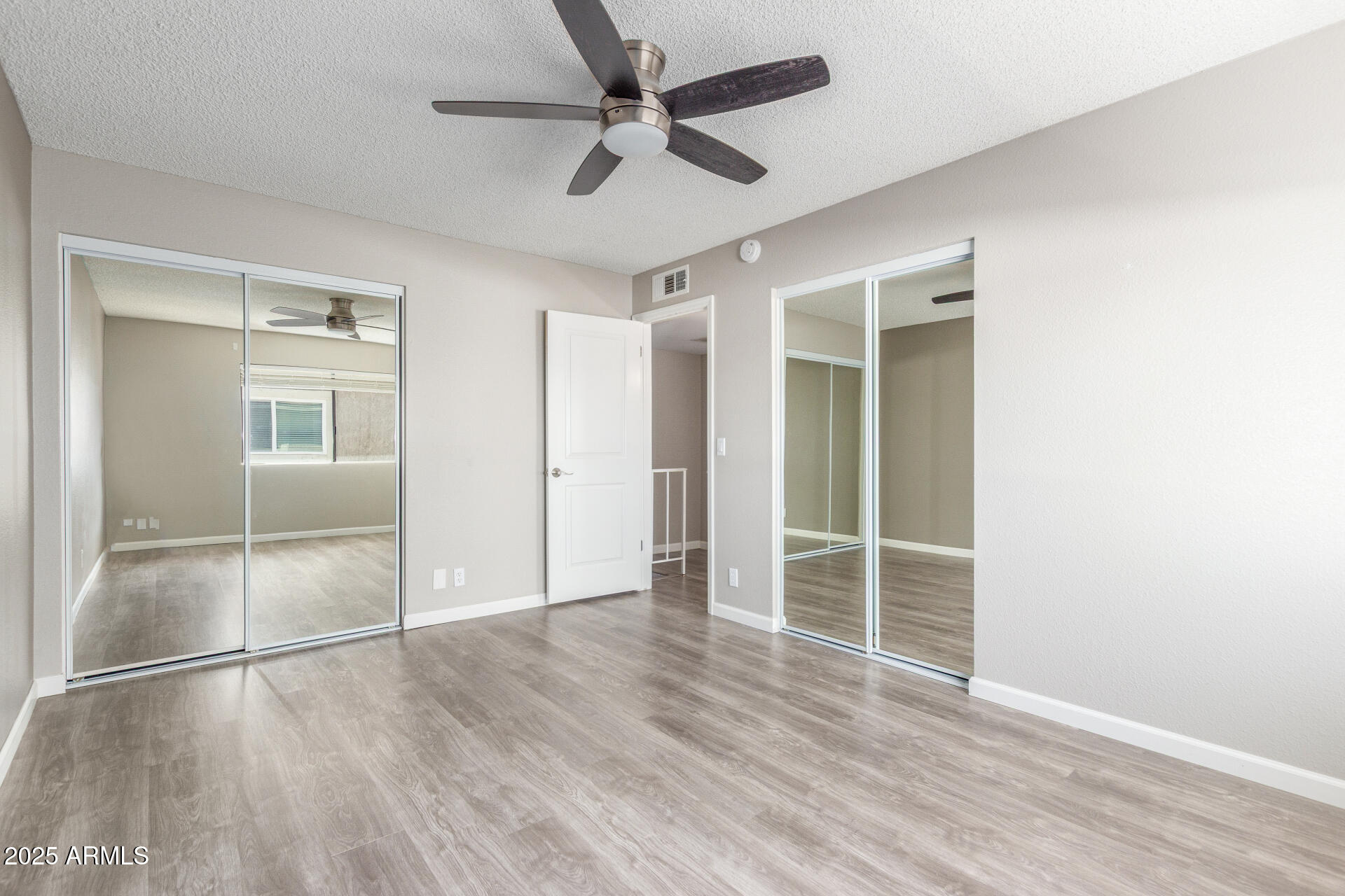 1276 N 84TH Place