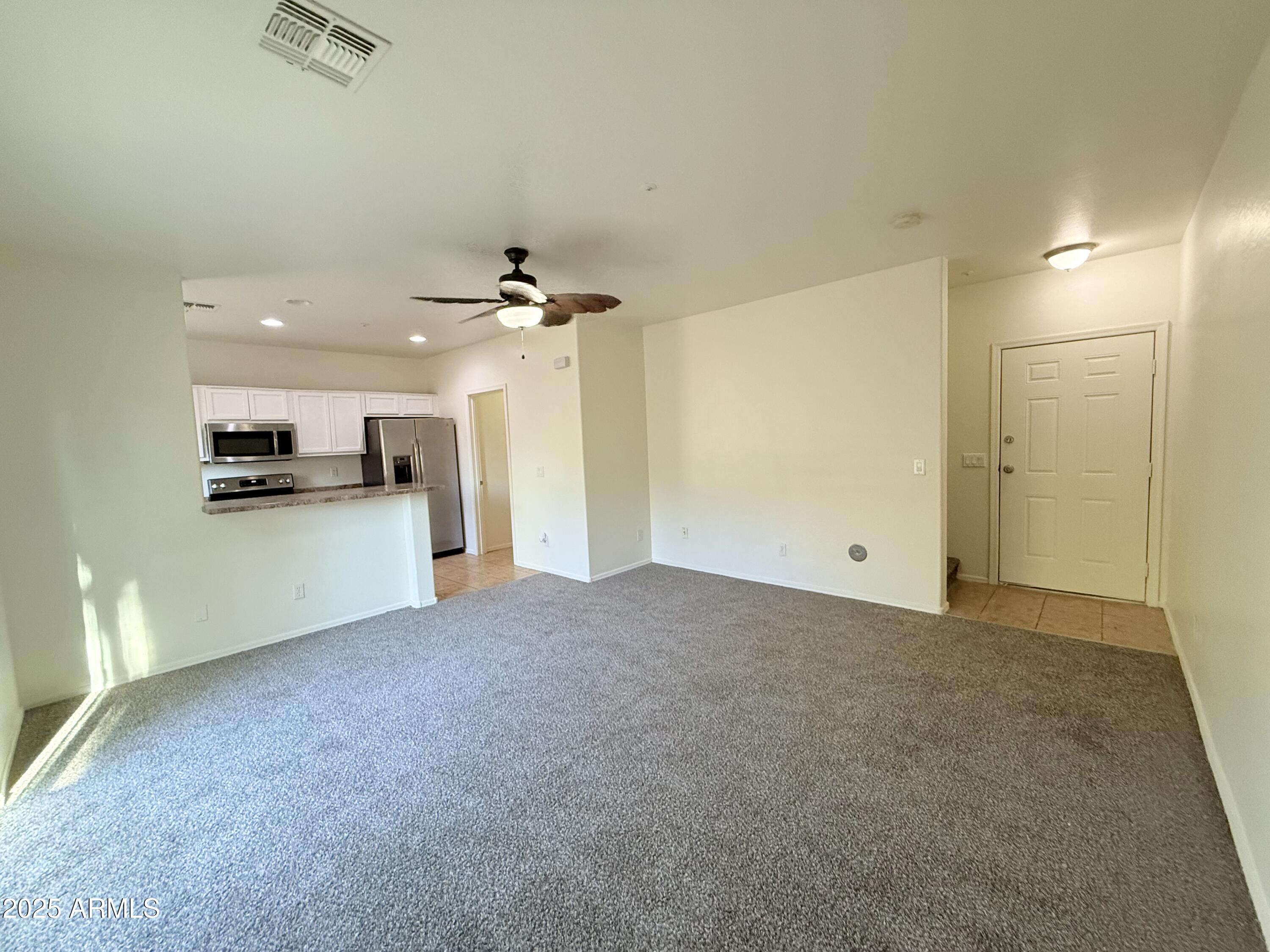 15818 N 25TH Street, 104