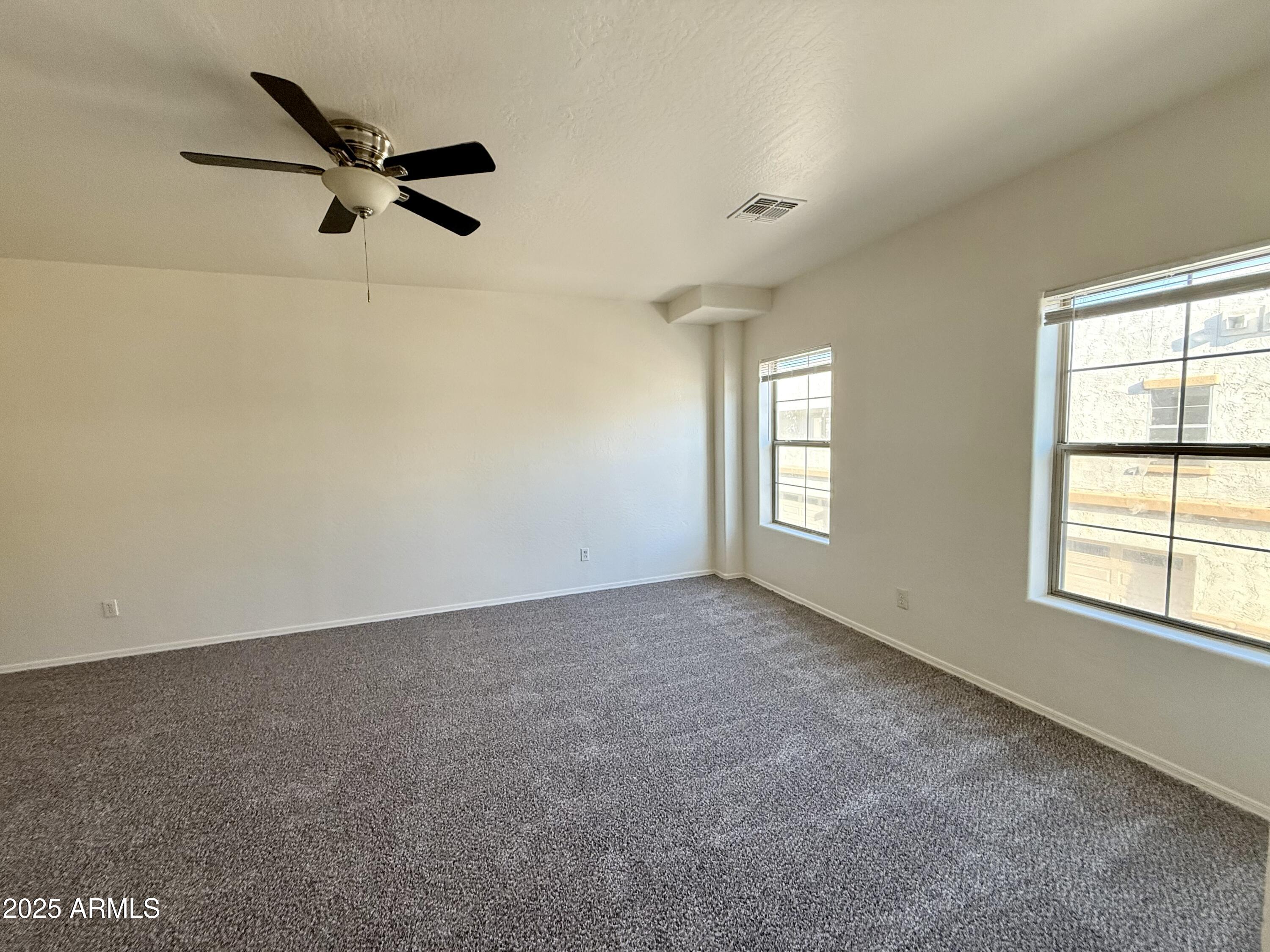 15818 N 25TH Street, 104