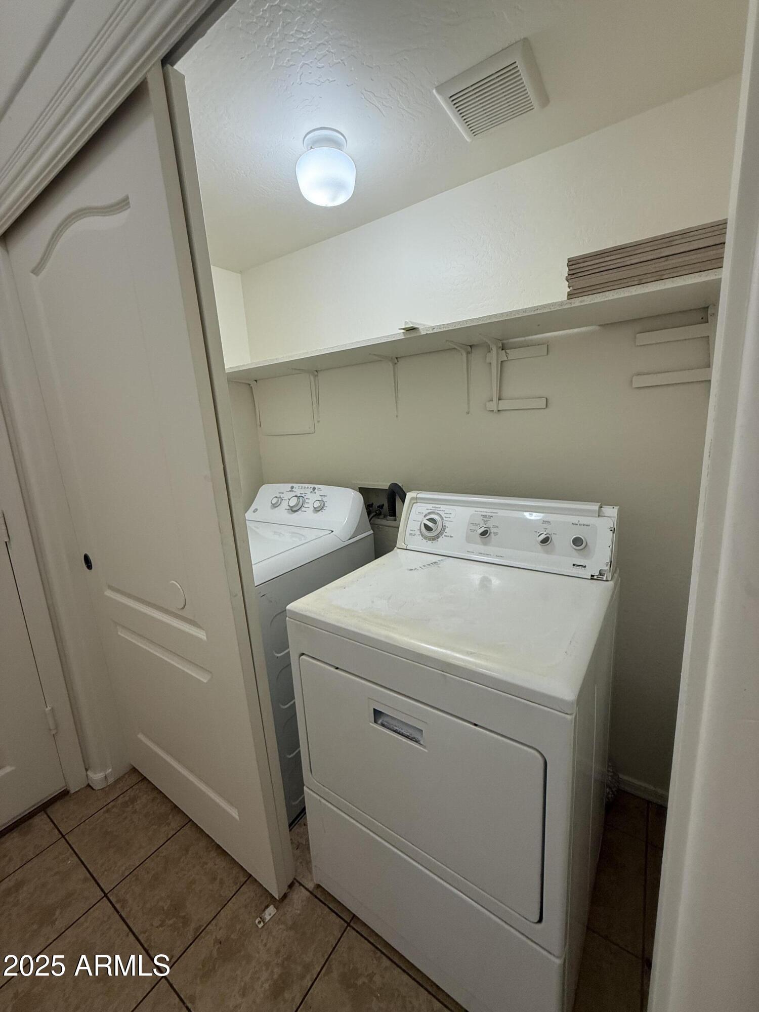 15818 N 25TH Street, 104