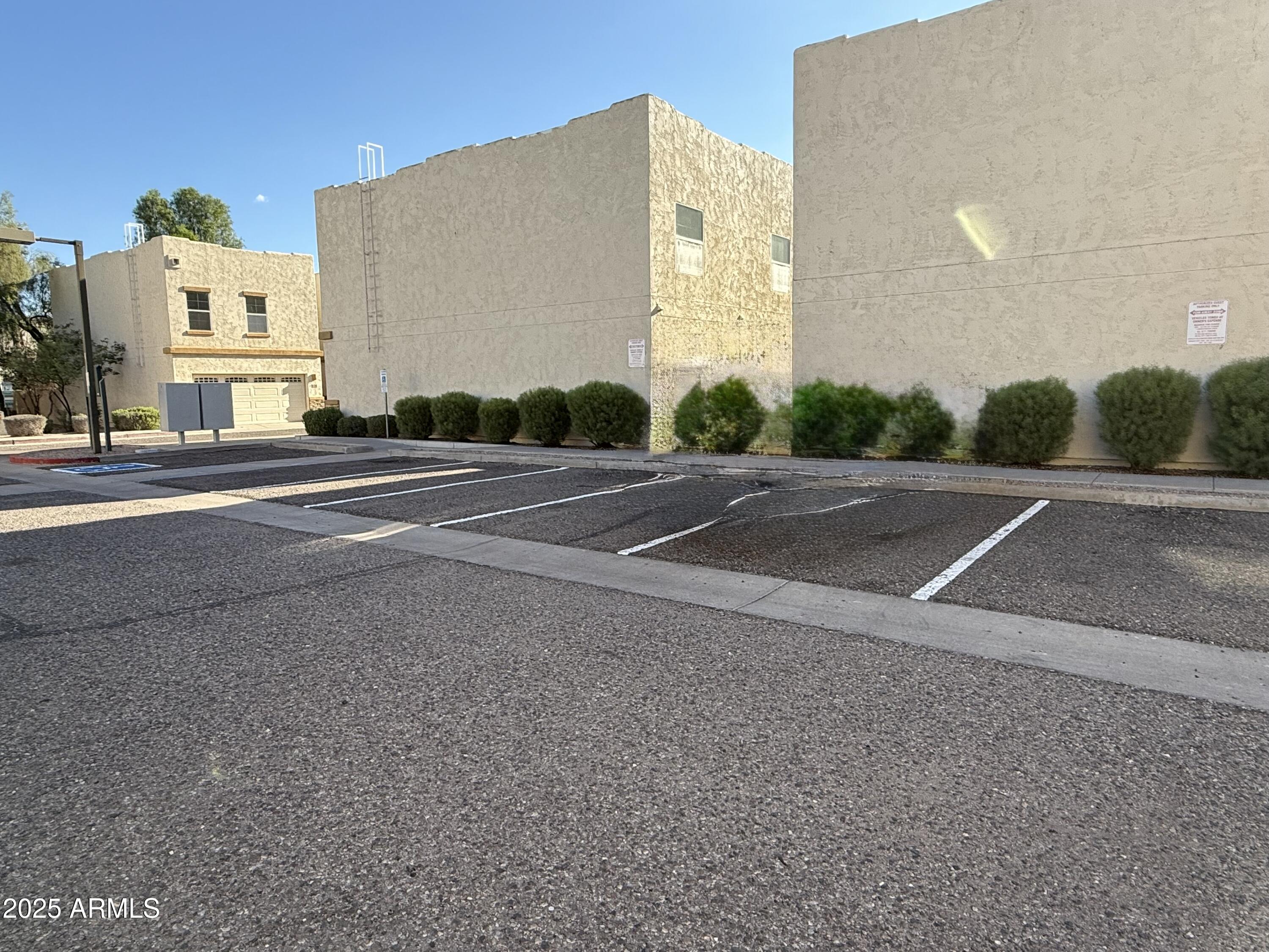 15818 N 25TH Street, 104