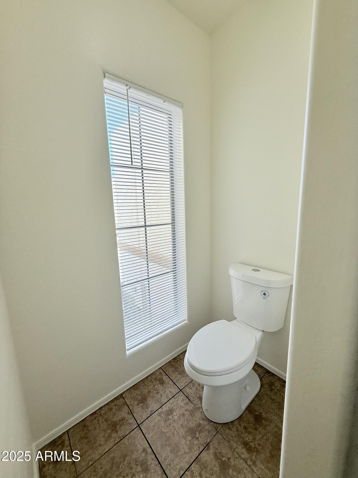 15818 N 25TH Street, 104