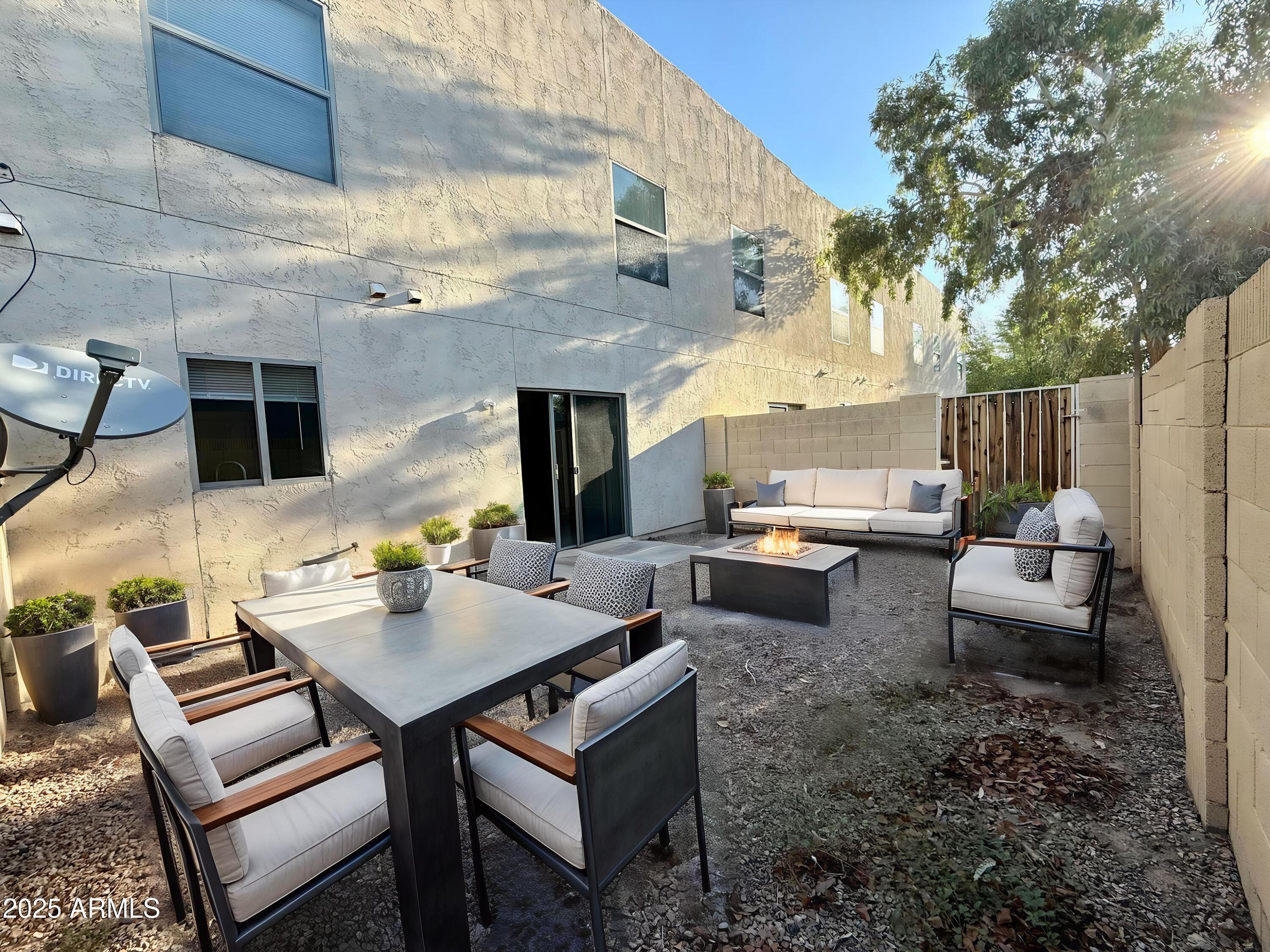 15818 N 25TH Street, 104