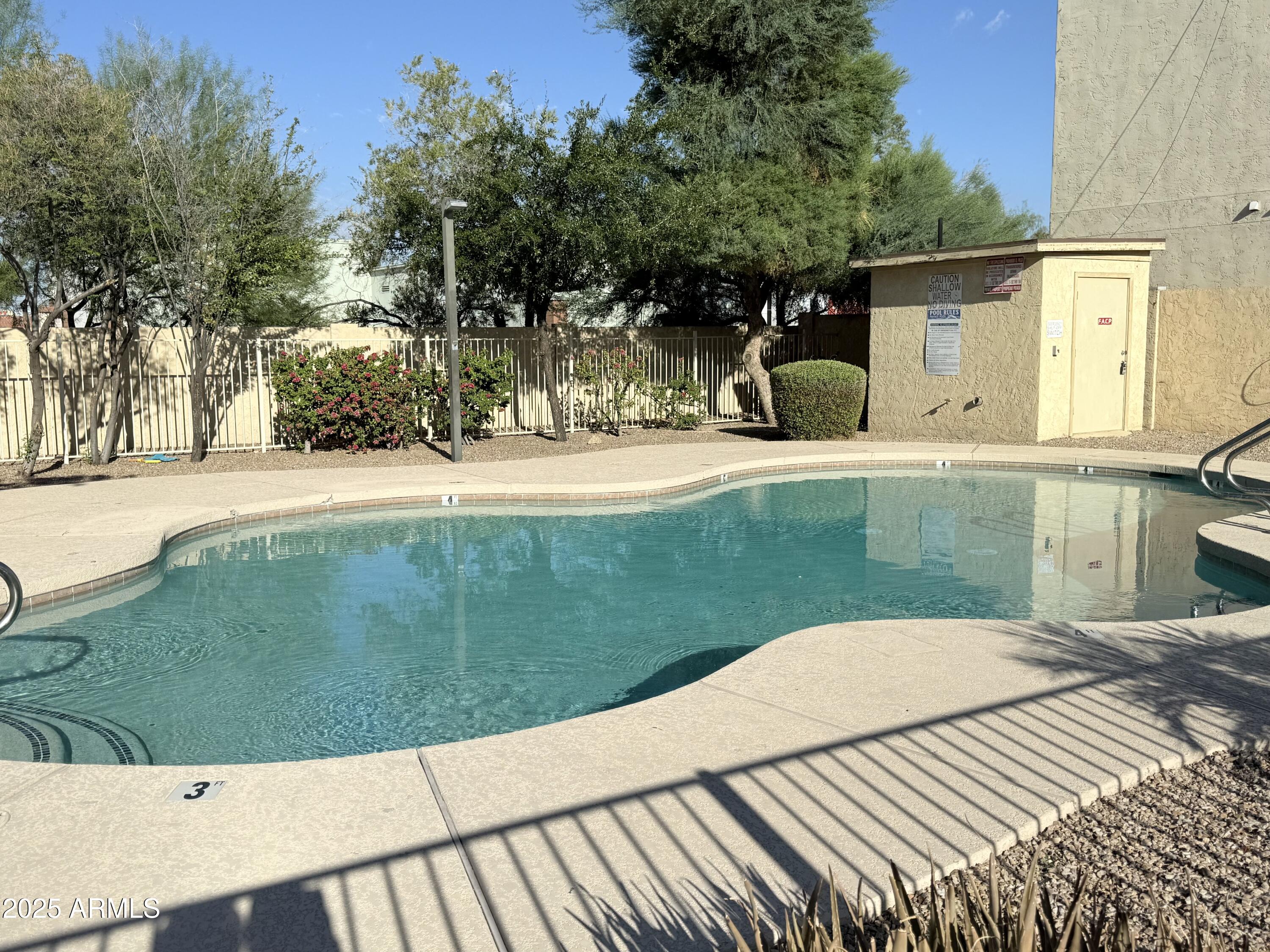 15818 N 25TH Street, 104