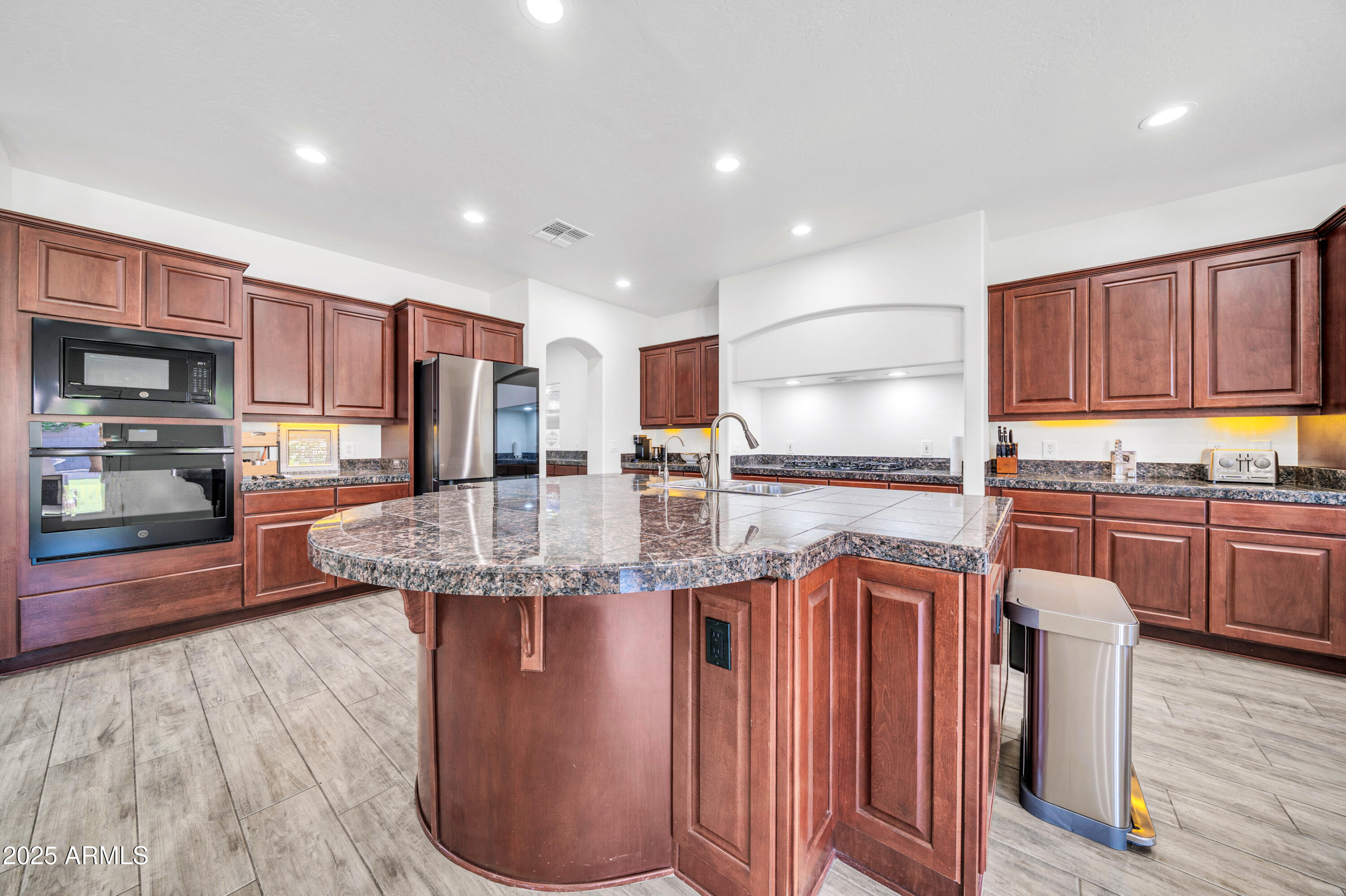 7149 W AVENIDA DEL SOL