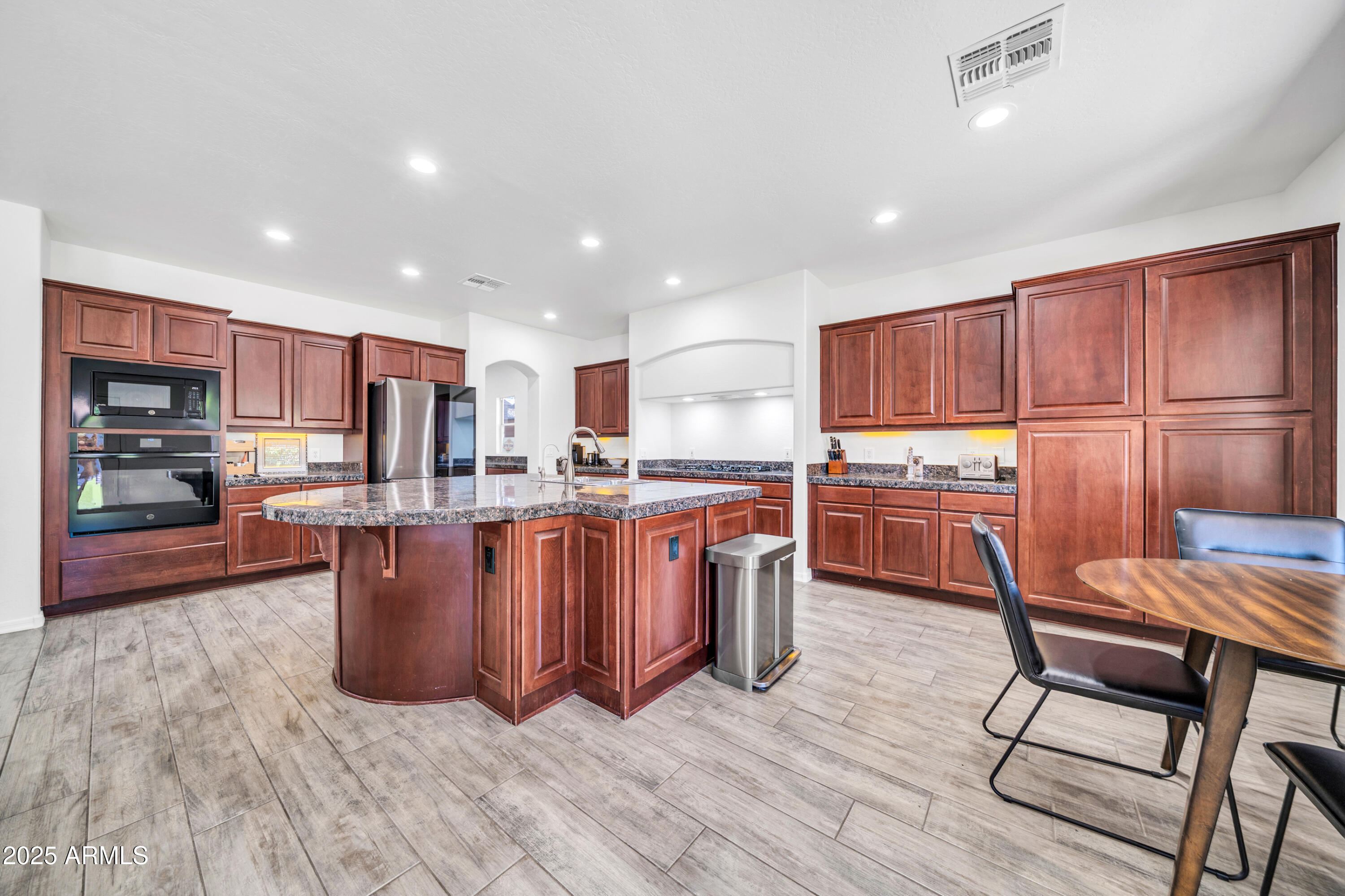 7149 W AVENIDA DEL SOL