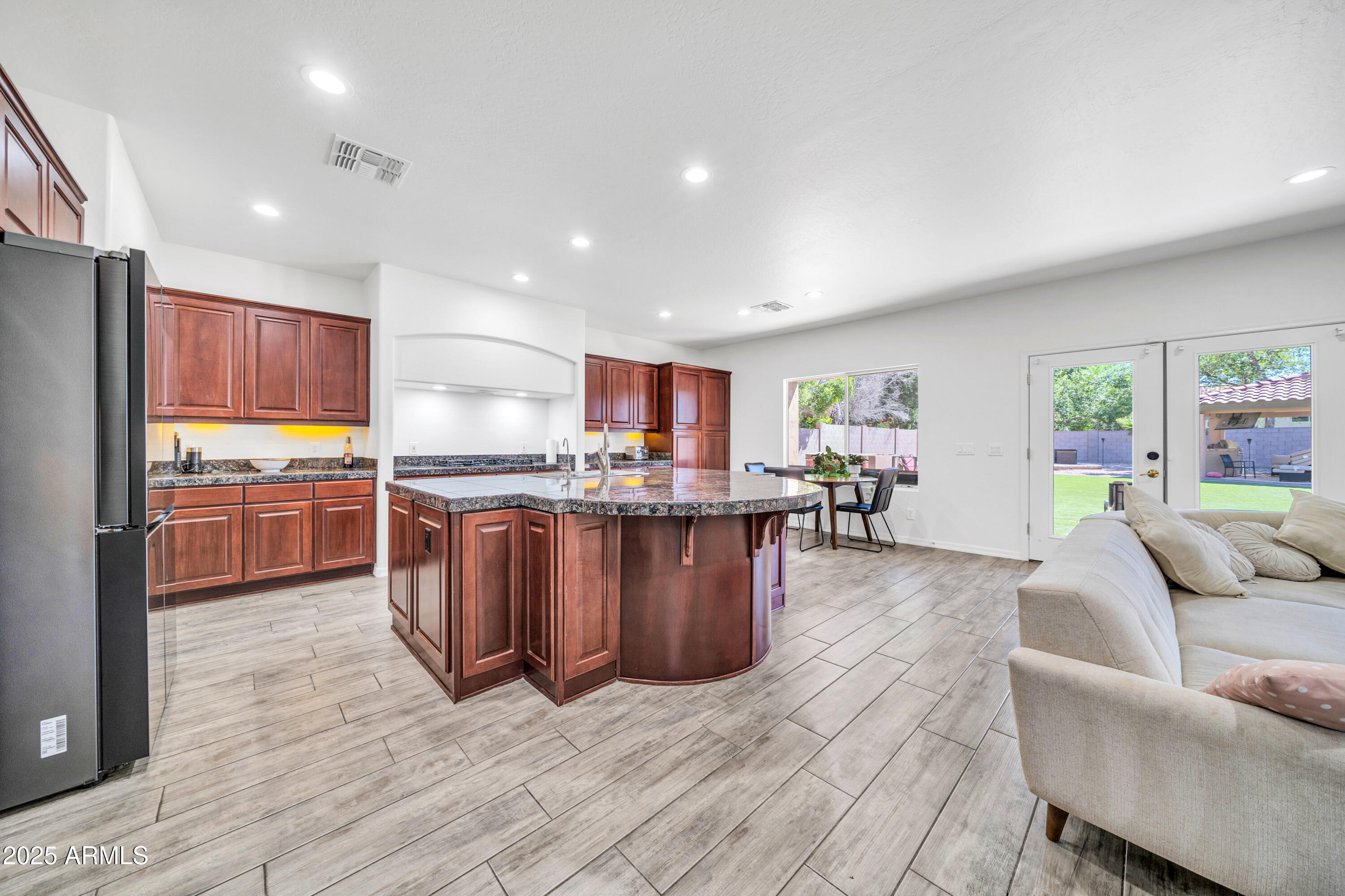 7149 W AVENIDA DEL SOL