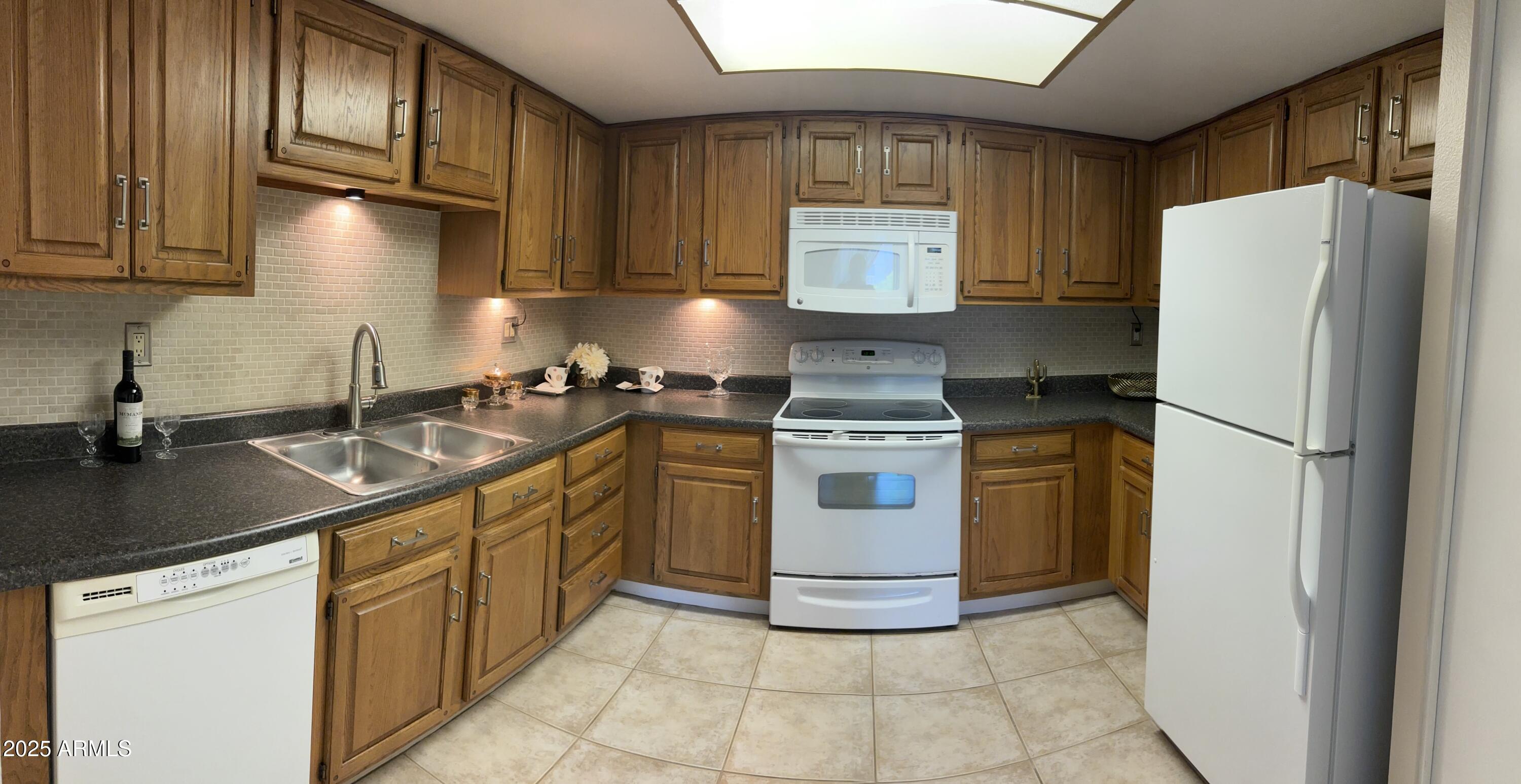 7840 E CAMELBACK Road E, 303