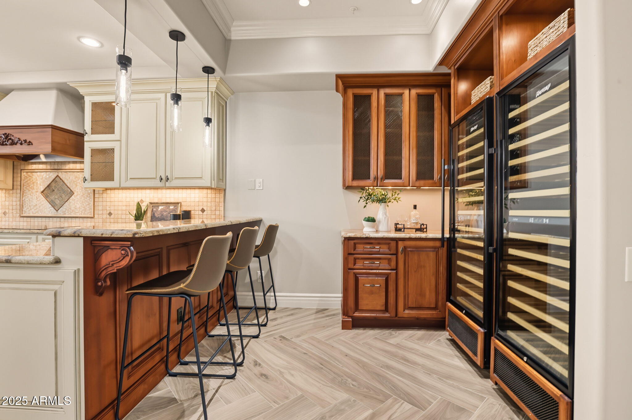 8989 N GAINEY CENTER Drive, 114