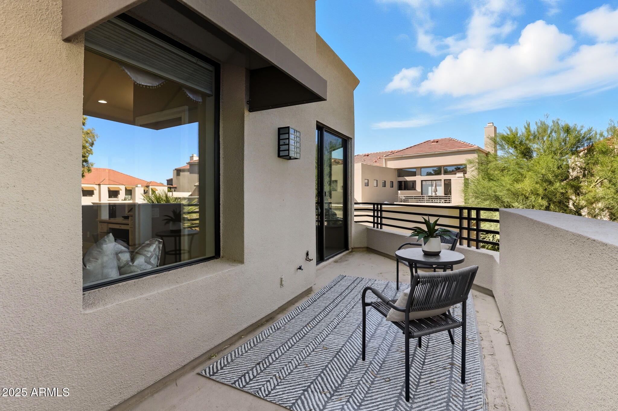8989 N GAINEY CENTER Drive, 114