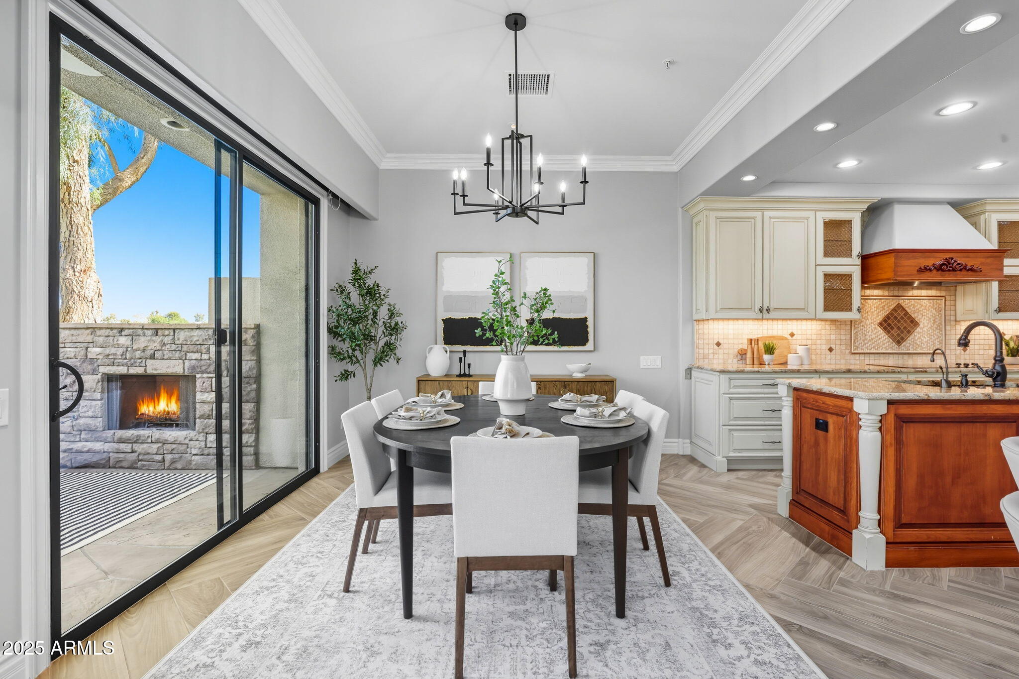 8989 N GAINEY CENTER Drive, 114