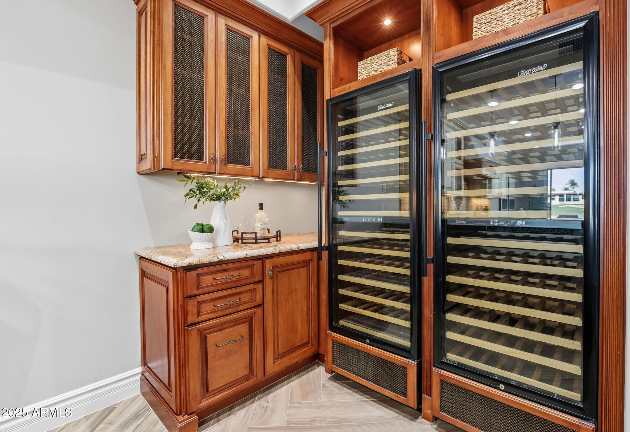 8989 N GAINEY CENTER Drive, 114