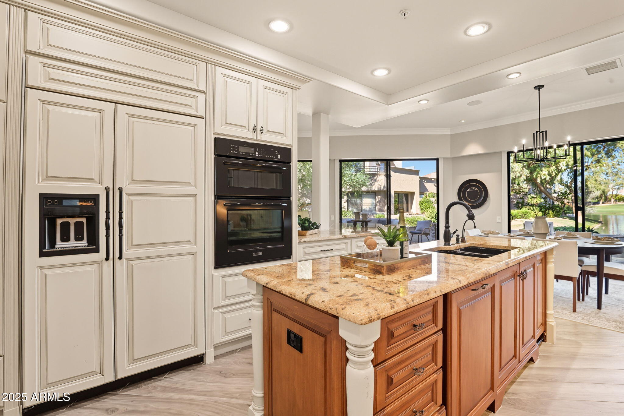 8989 N GAINEY CENTER Drive, 114