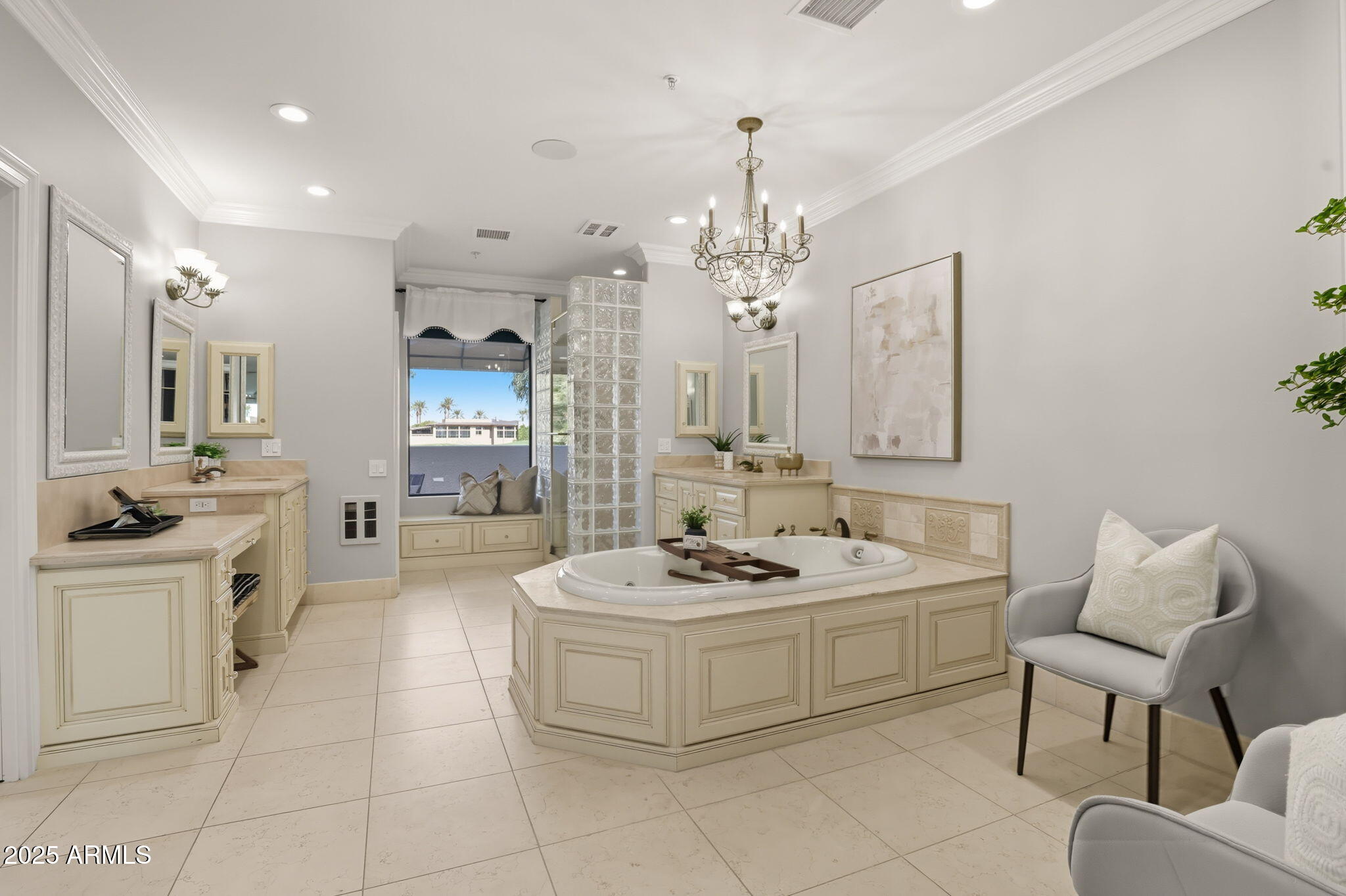 8989 N GAINEY CENTER Drive, 114