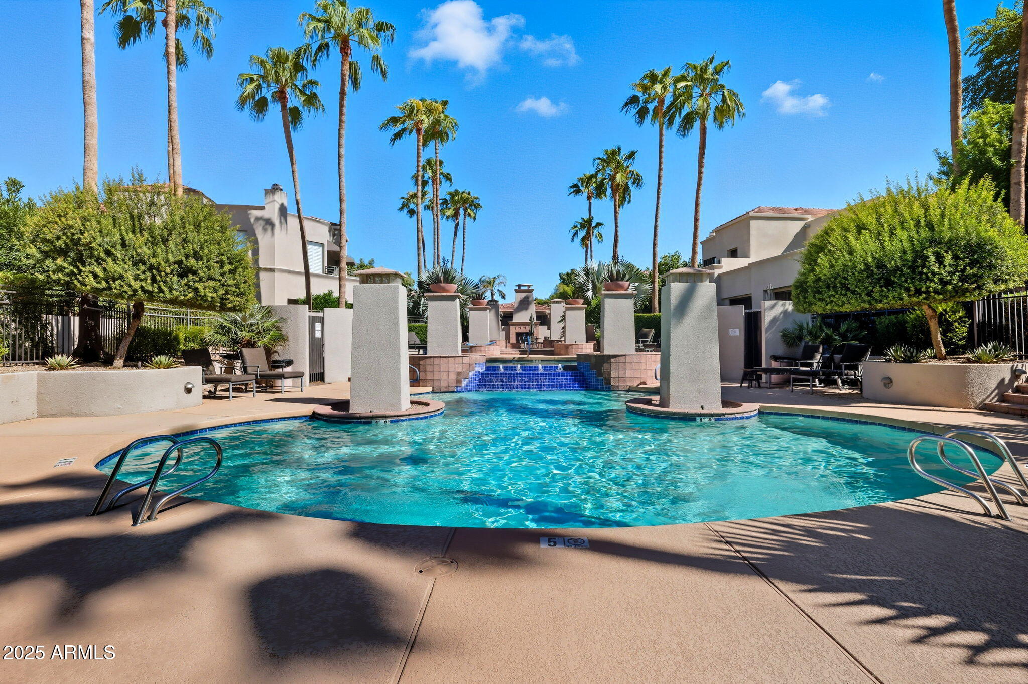 8989 N GAINEY CENTER Drive, 114
