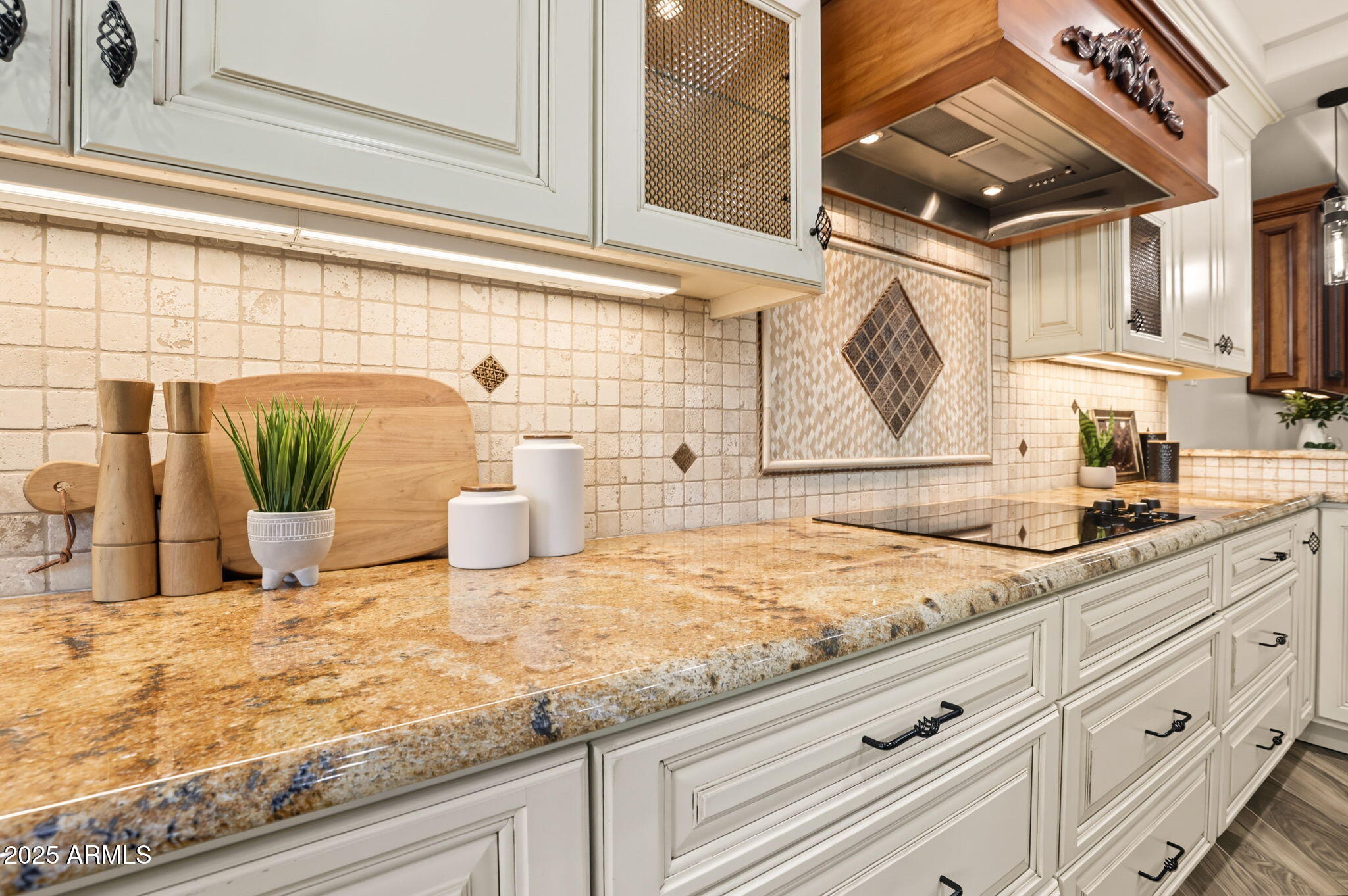 8989 N GAINEY CENTER Drive, 114