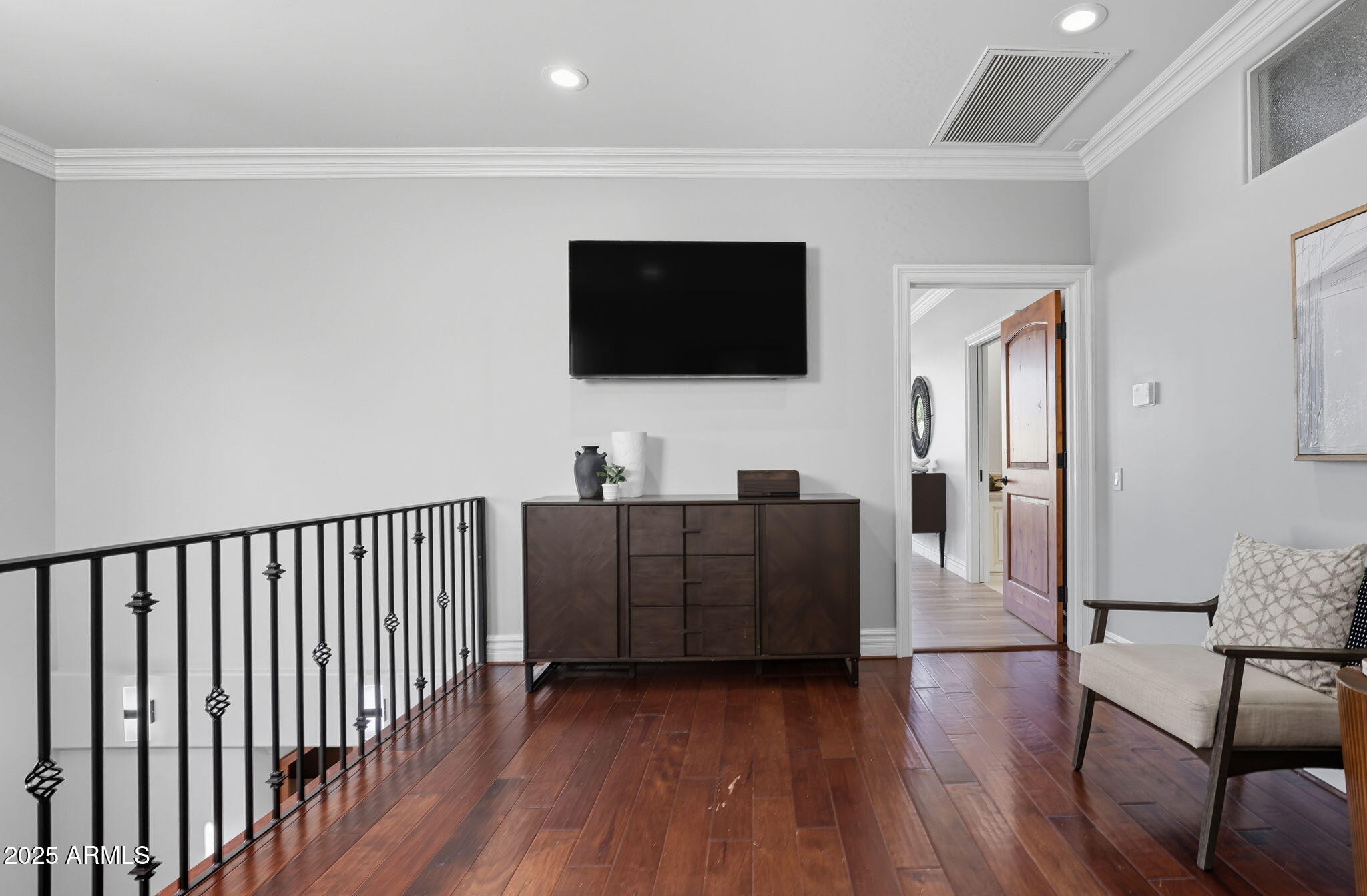 8989 N GAINEY CENTER Drive, 114