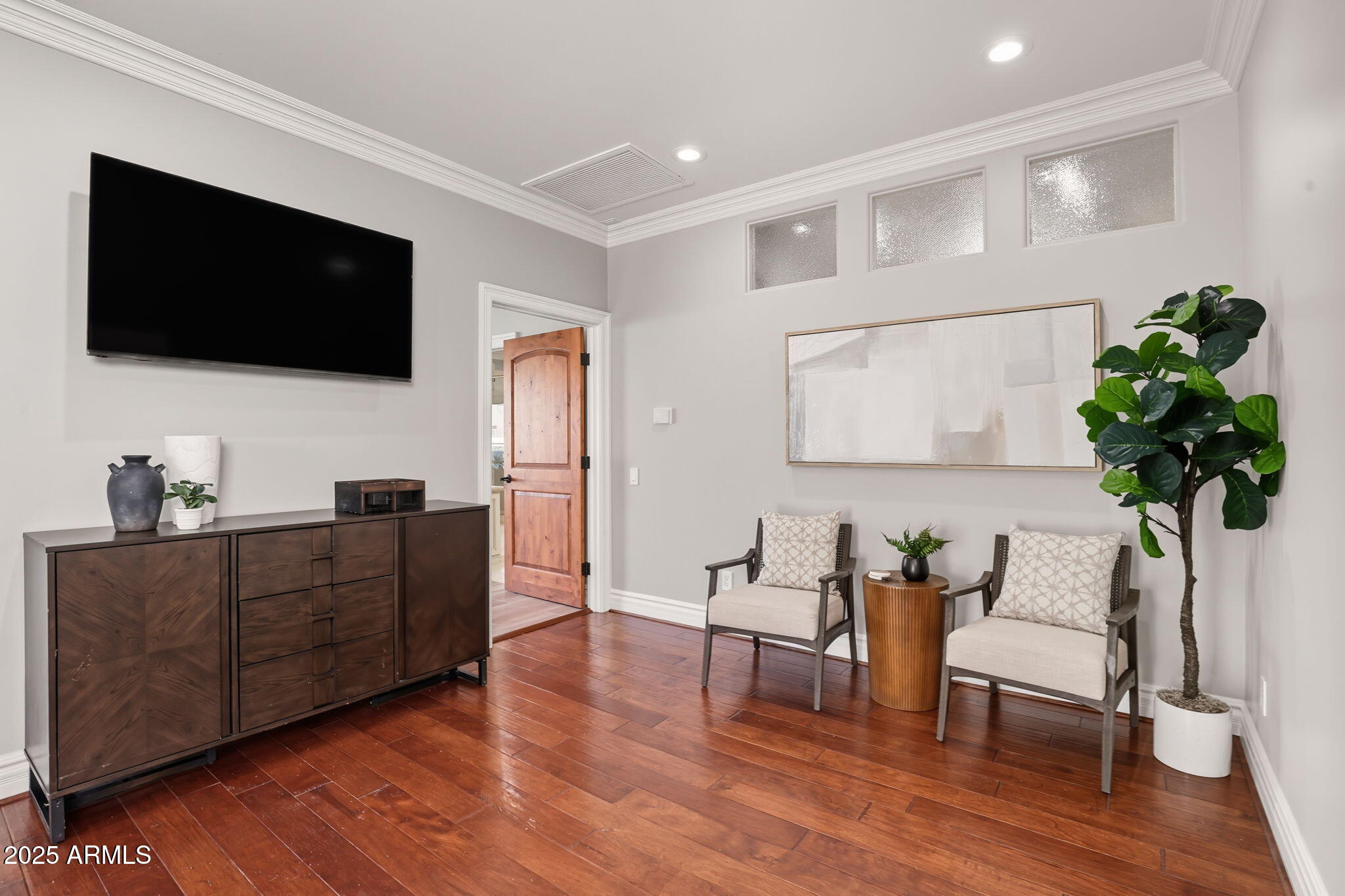 8989 N GAINEY CENTER Drive, 114