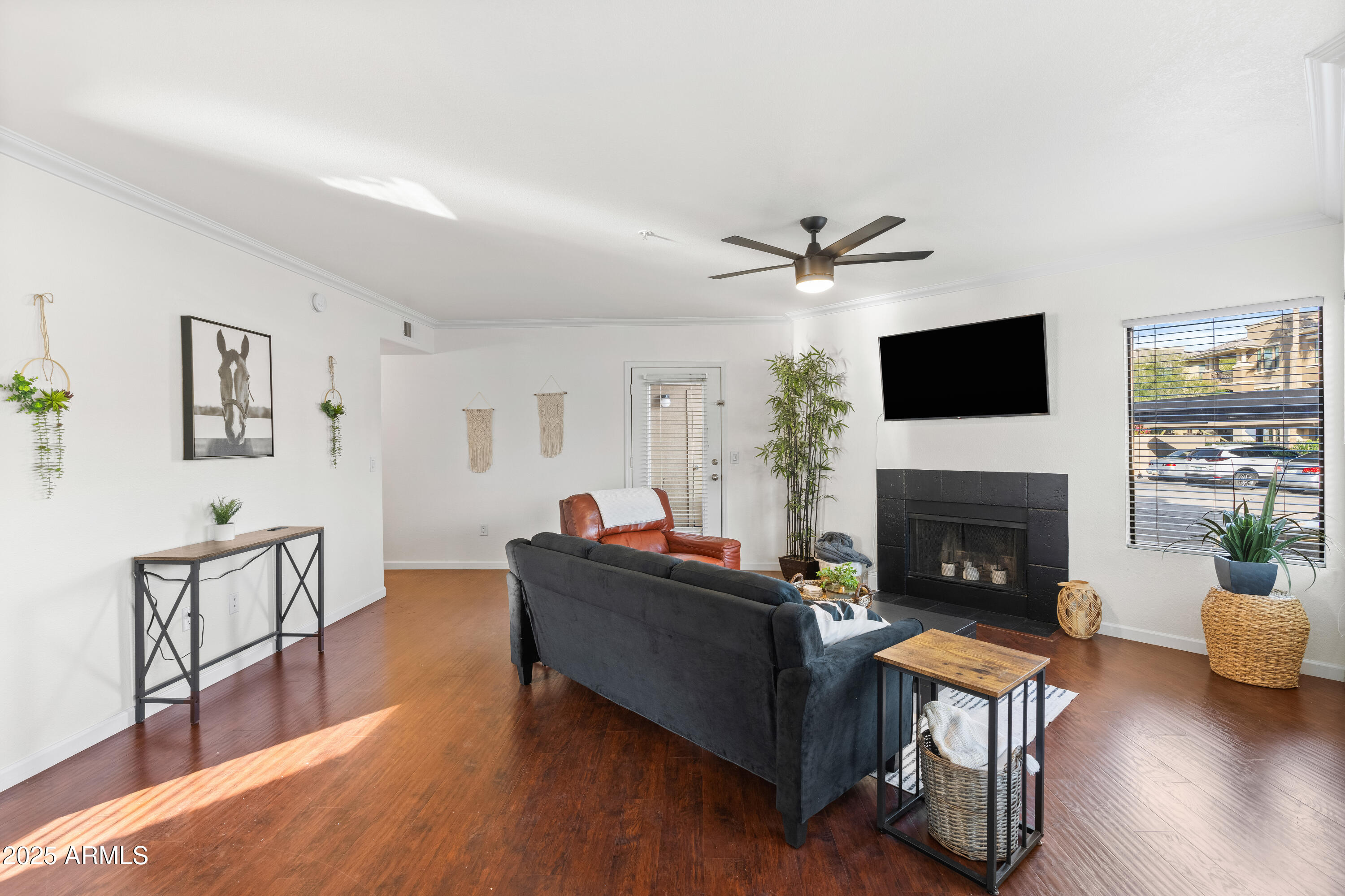 7575 E INDIAN BEND Road, 1120
