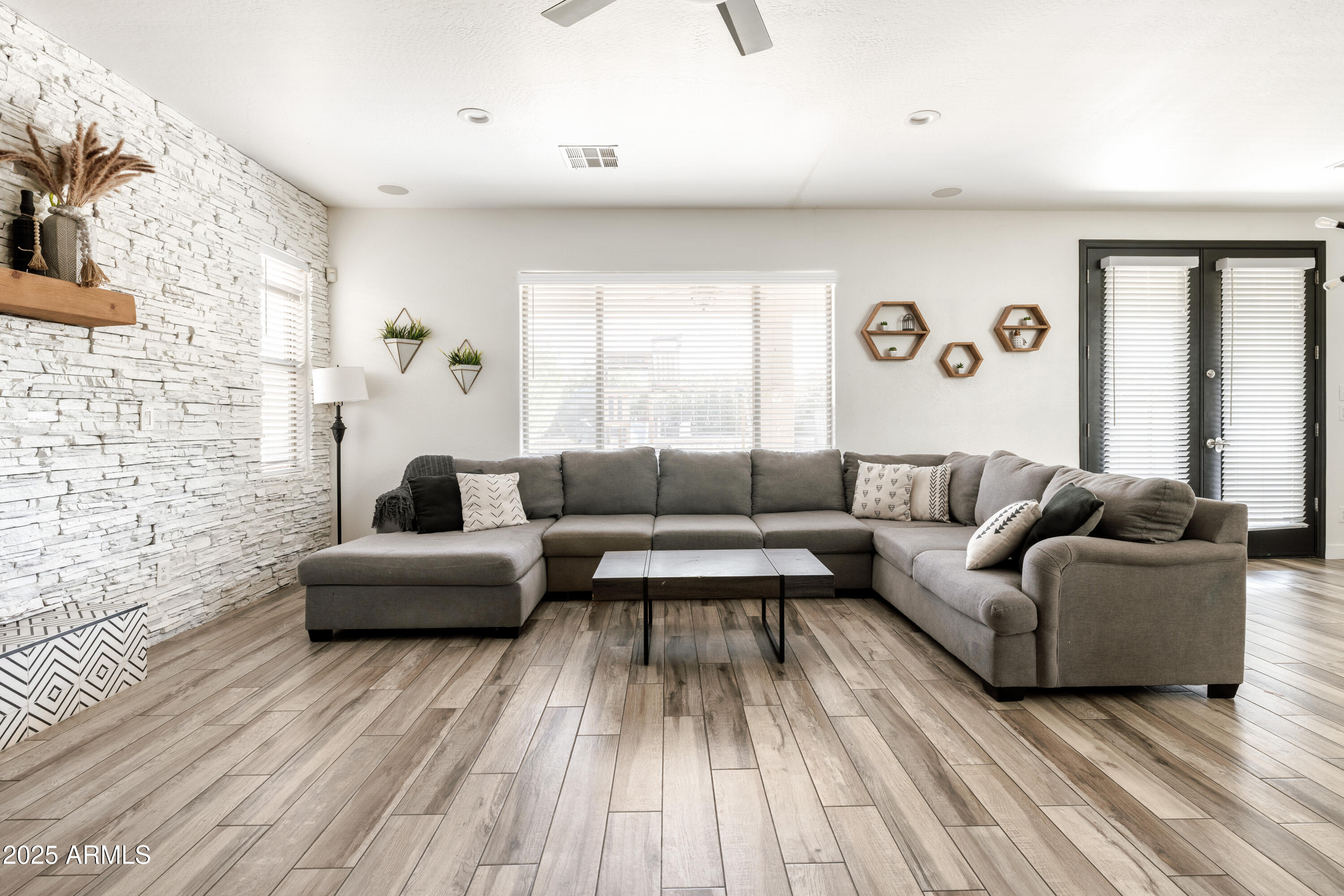 27813 N GIDIYUP Trail