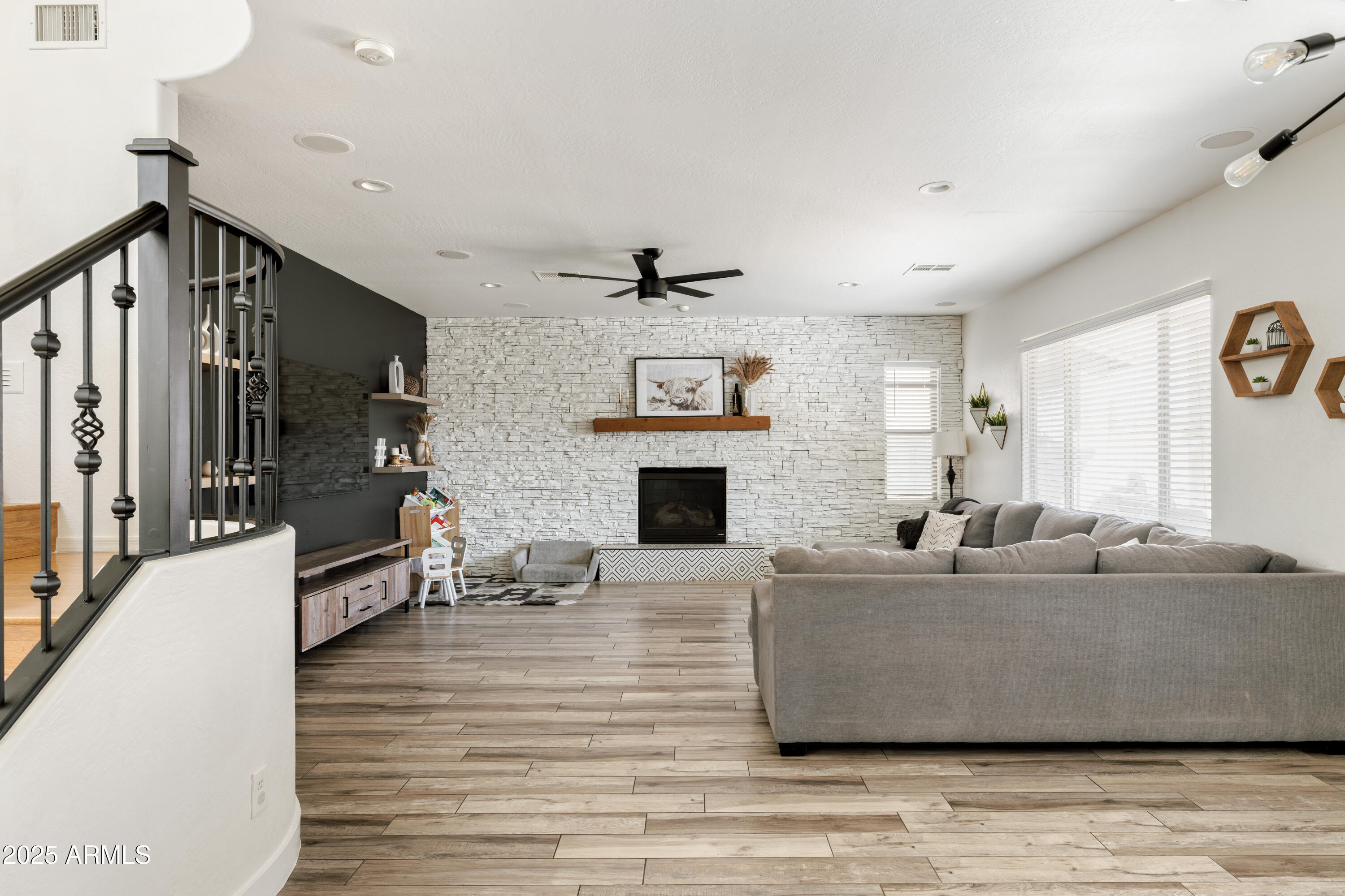 27813 N GIDIYUP Trail