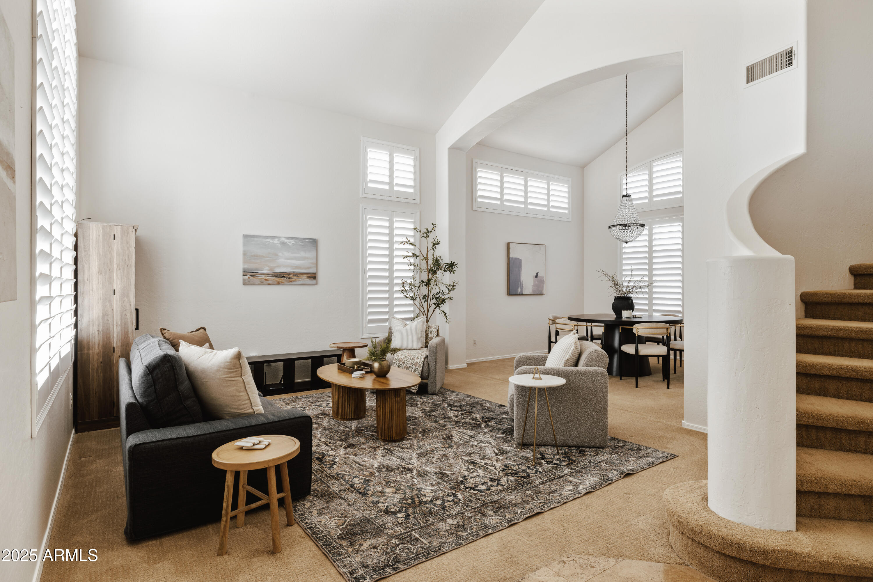 7336 E RUSTLING Pass